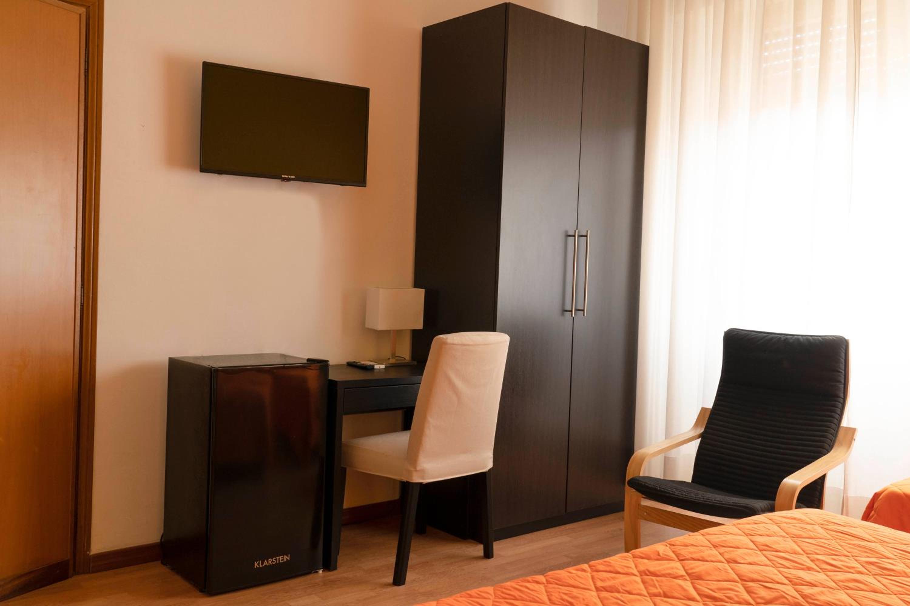 Triple Room - Photo 2
