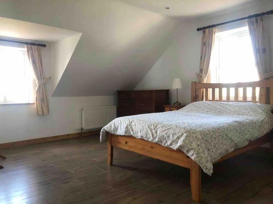 Four-Bedroom House photo 1