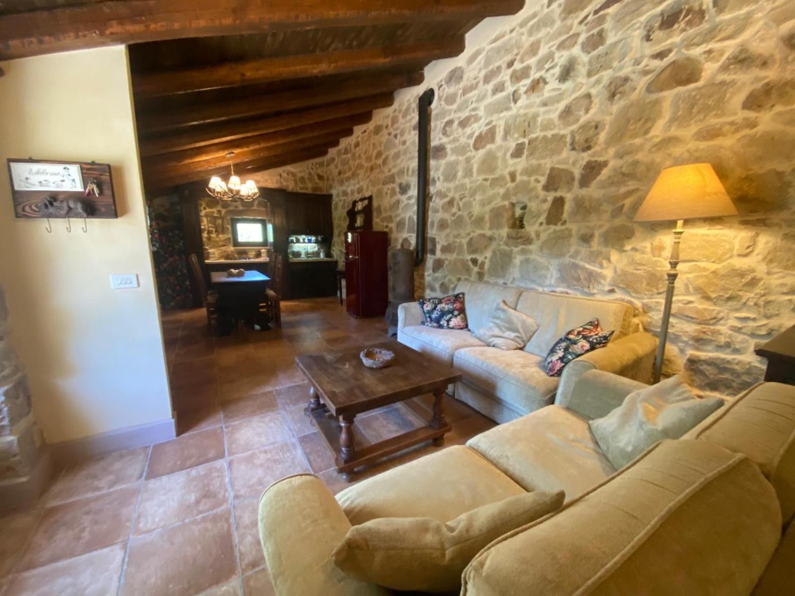 One-Bedroom House photo 2