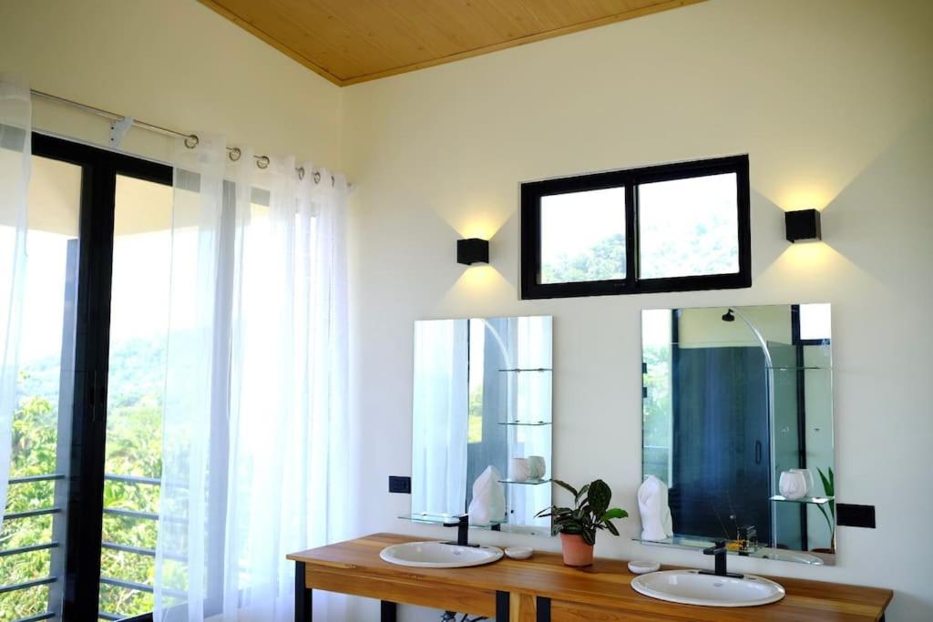 Two-Bedroom House photo 2