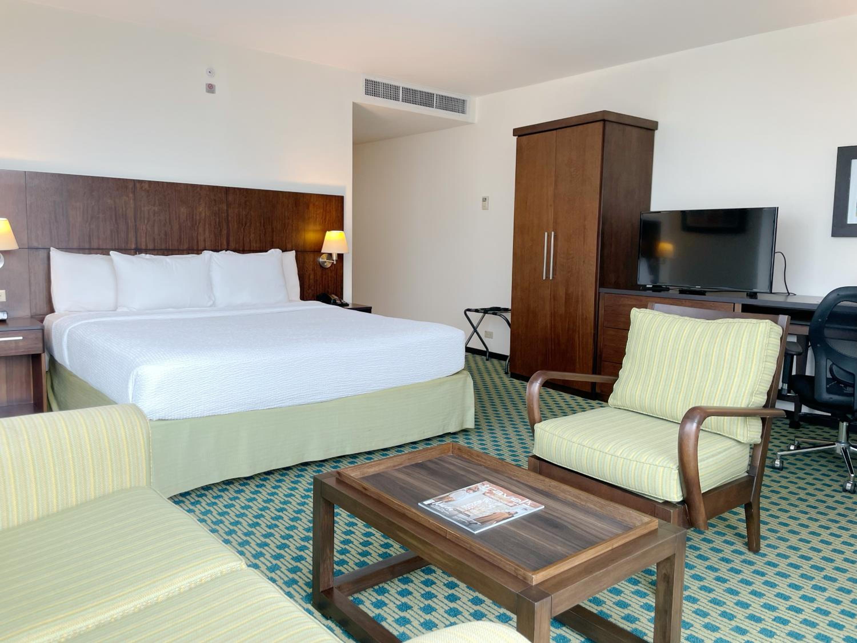 Superior King Room