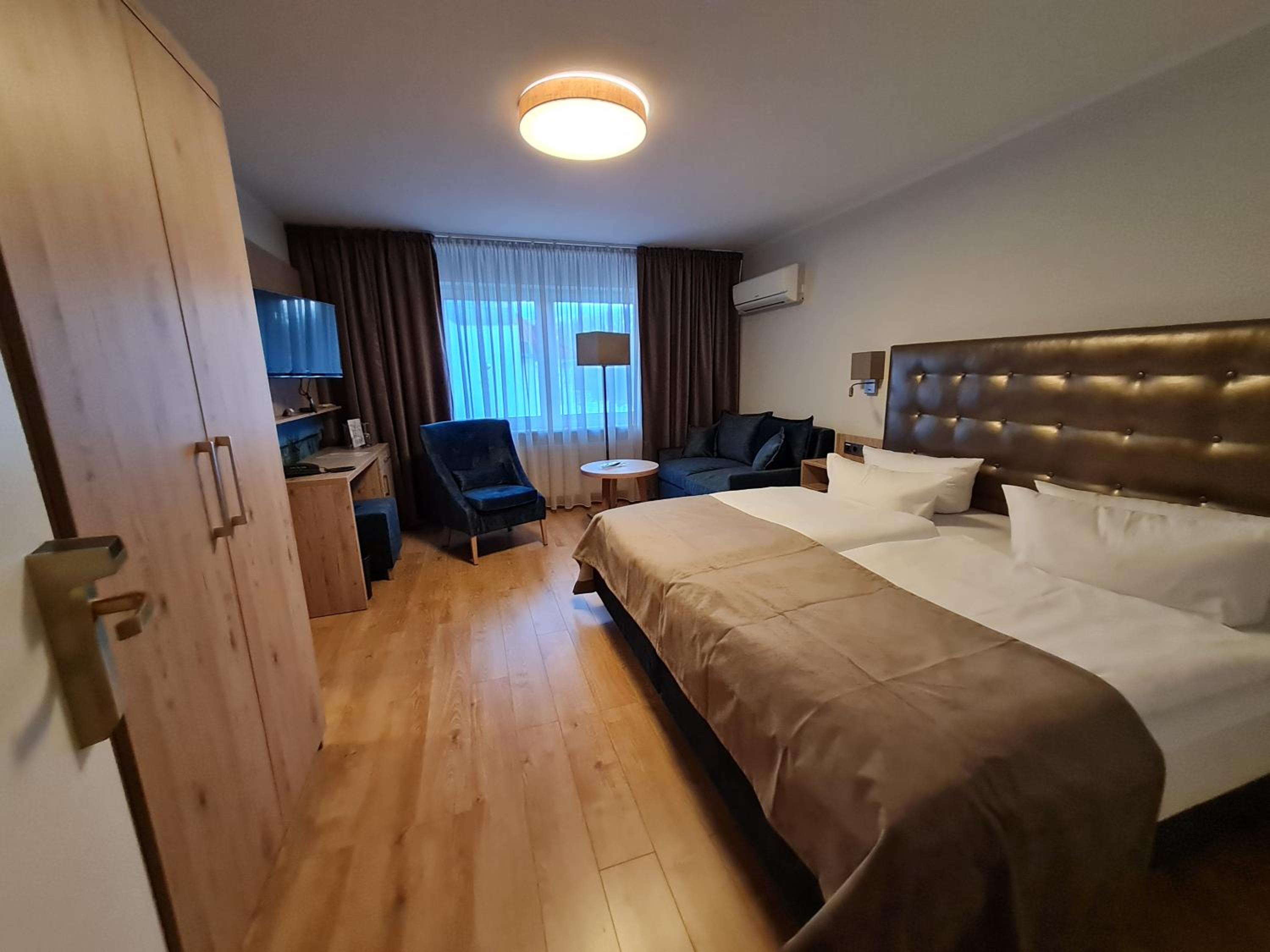 Standard Double Room - Photo 1