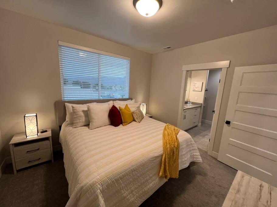 Two-Bedroom Apartment photo 3