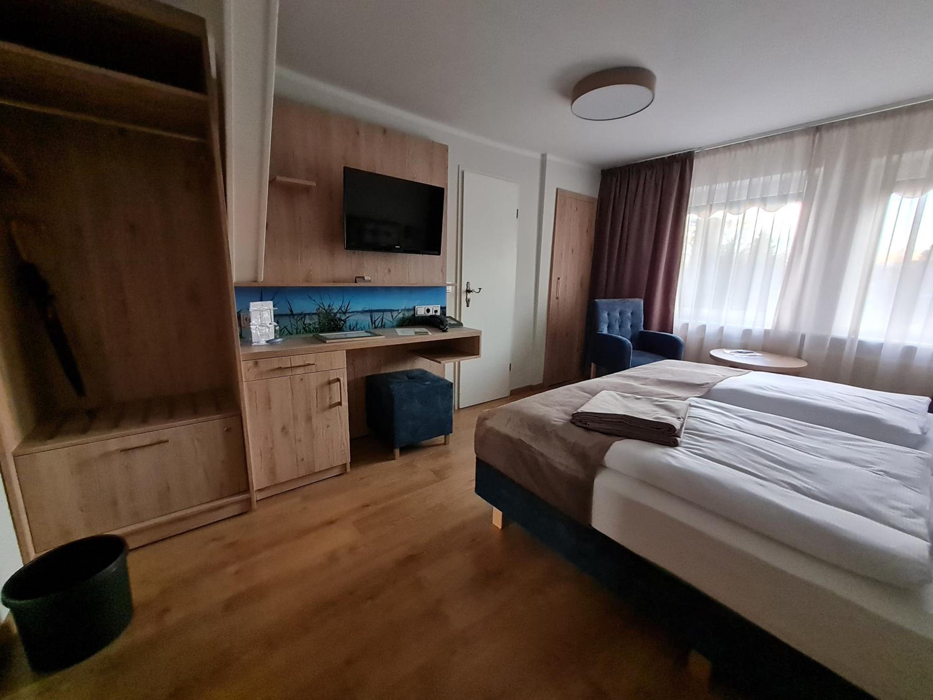 Standard Double Room - Photo 20