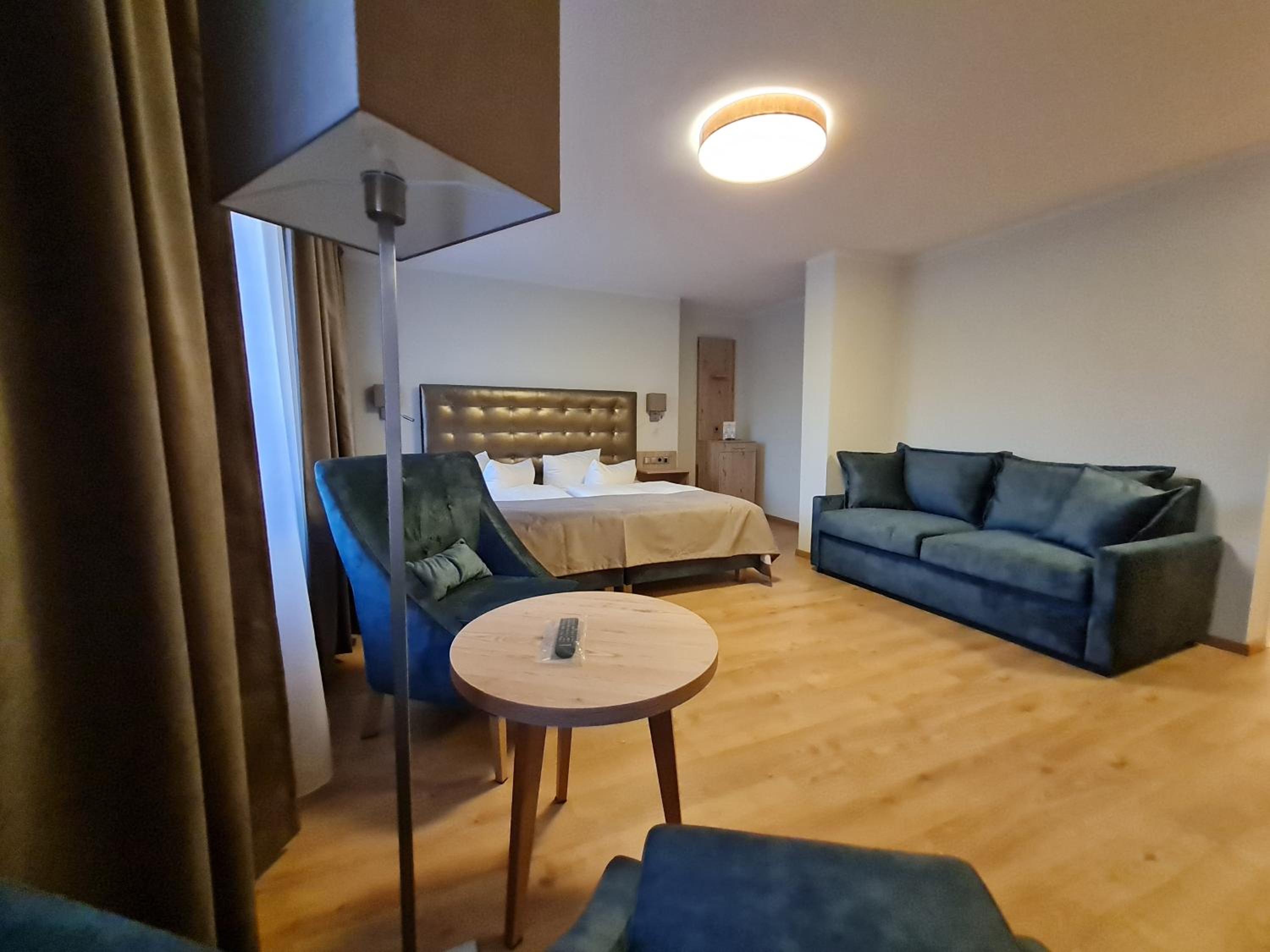Standard Double Room - Photo 19