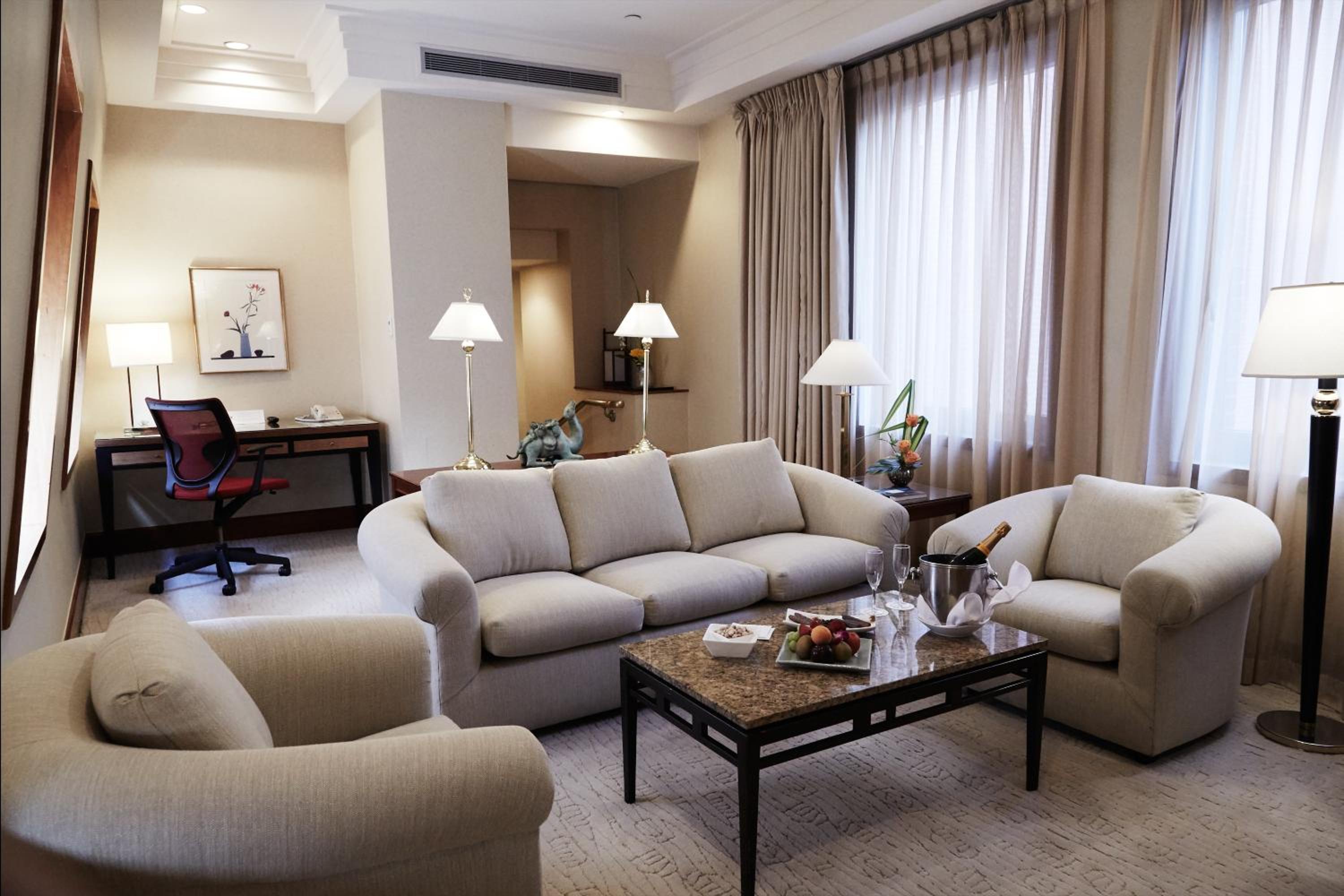 Townhouse Suite