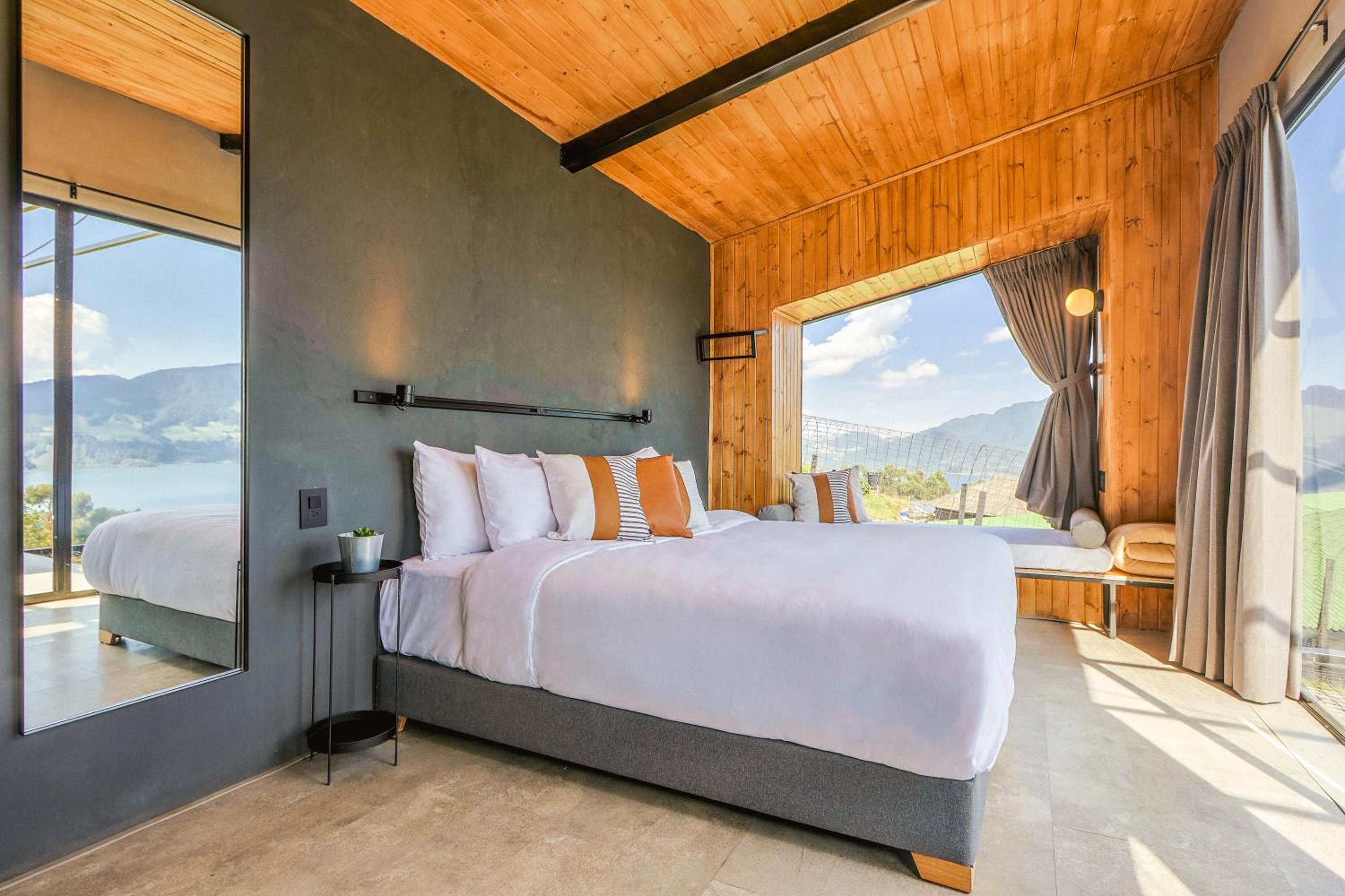 King Room with Lake View