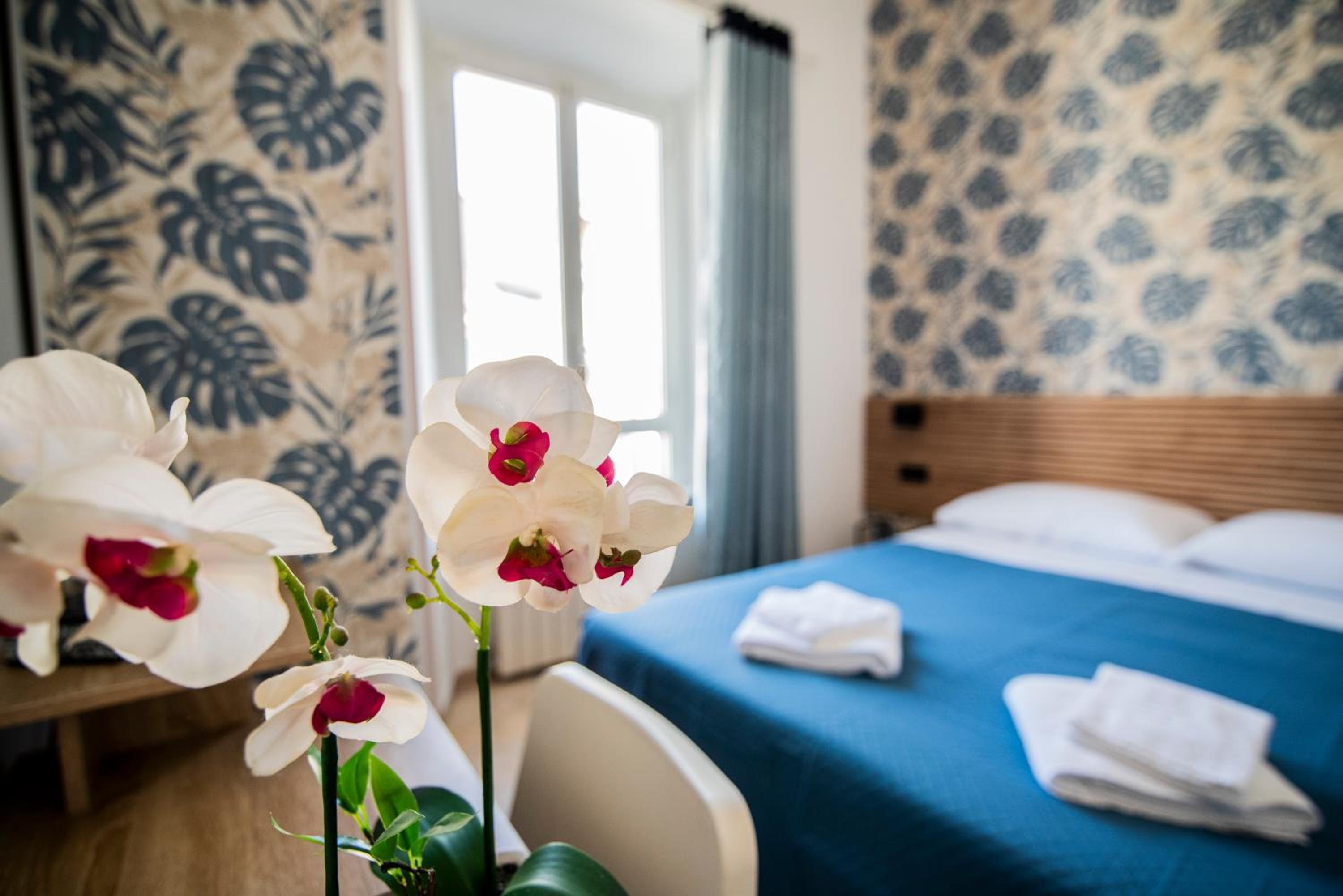 Double or Twin Room with Private Bathroom