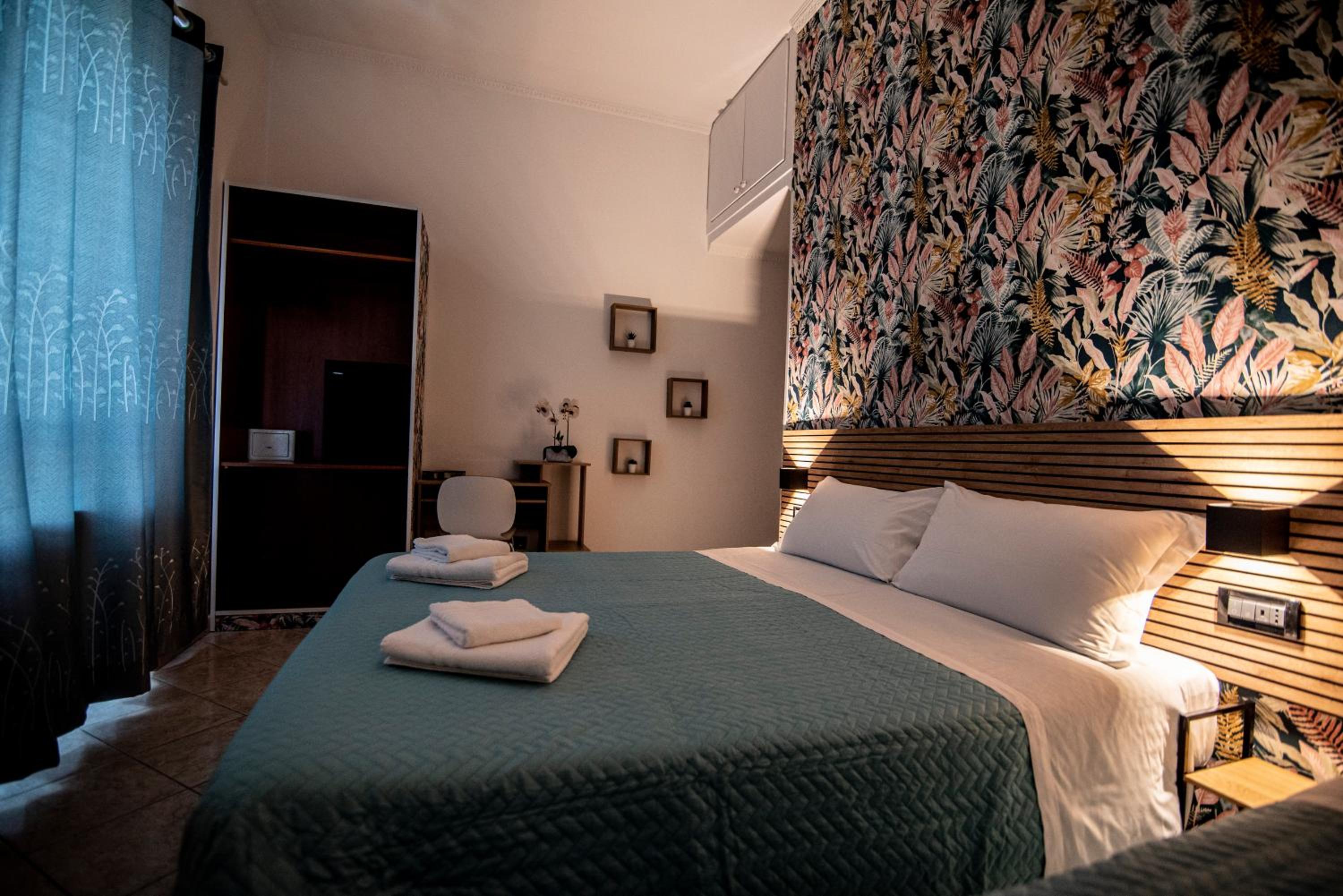 Triple Room with Private Bathroom photo 3