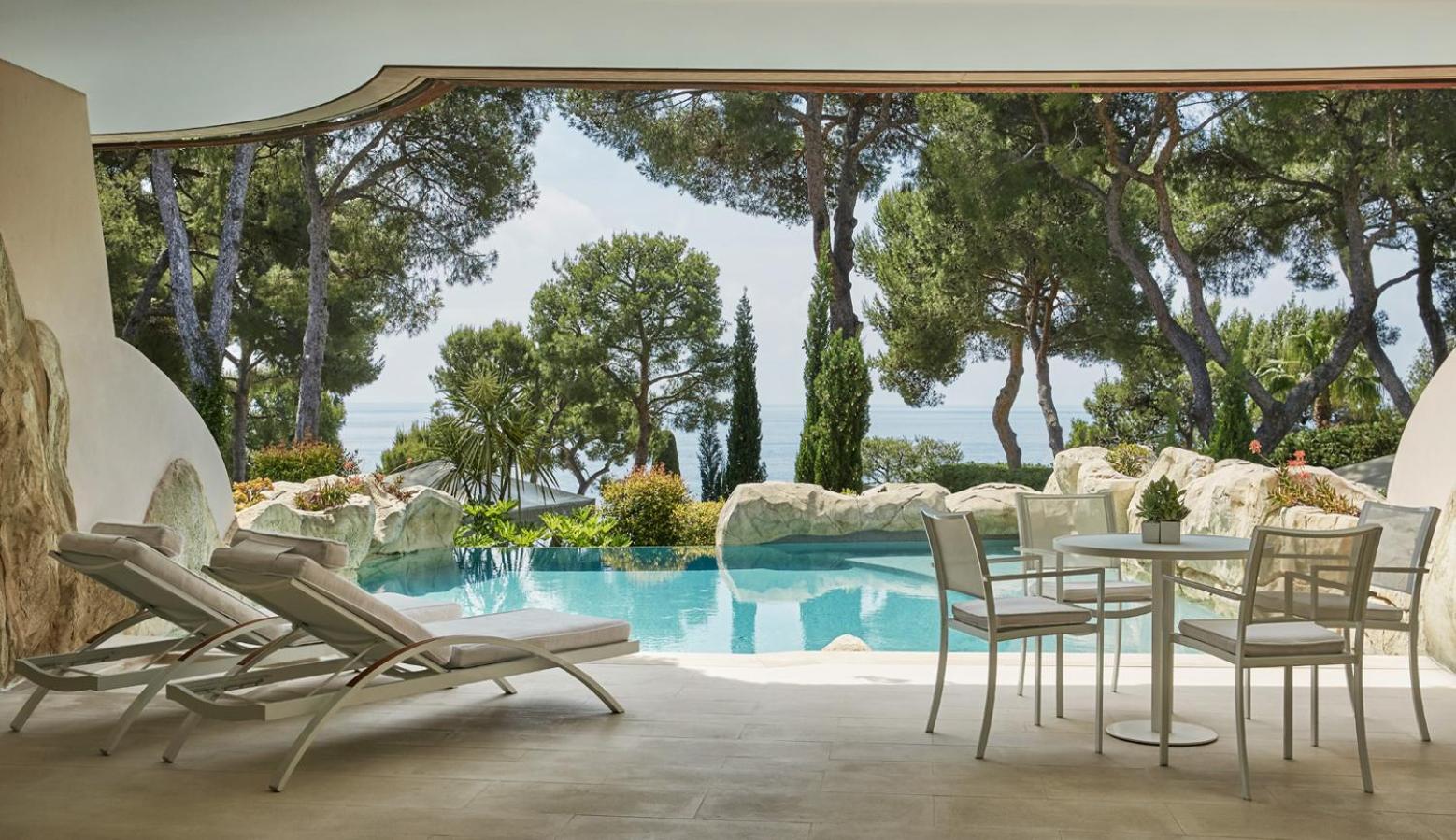 Pool Terrace Suite King photo 3