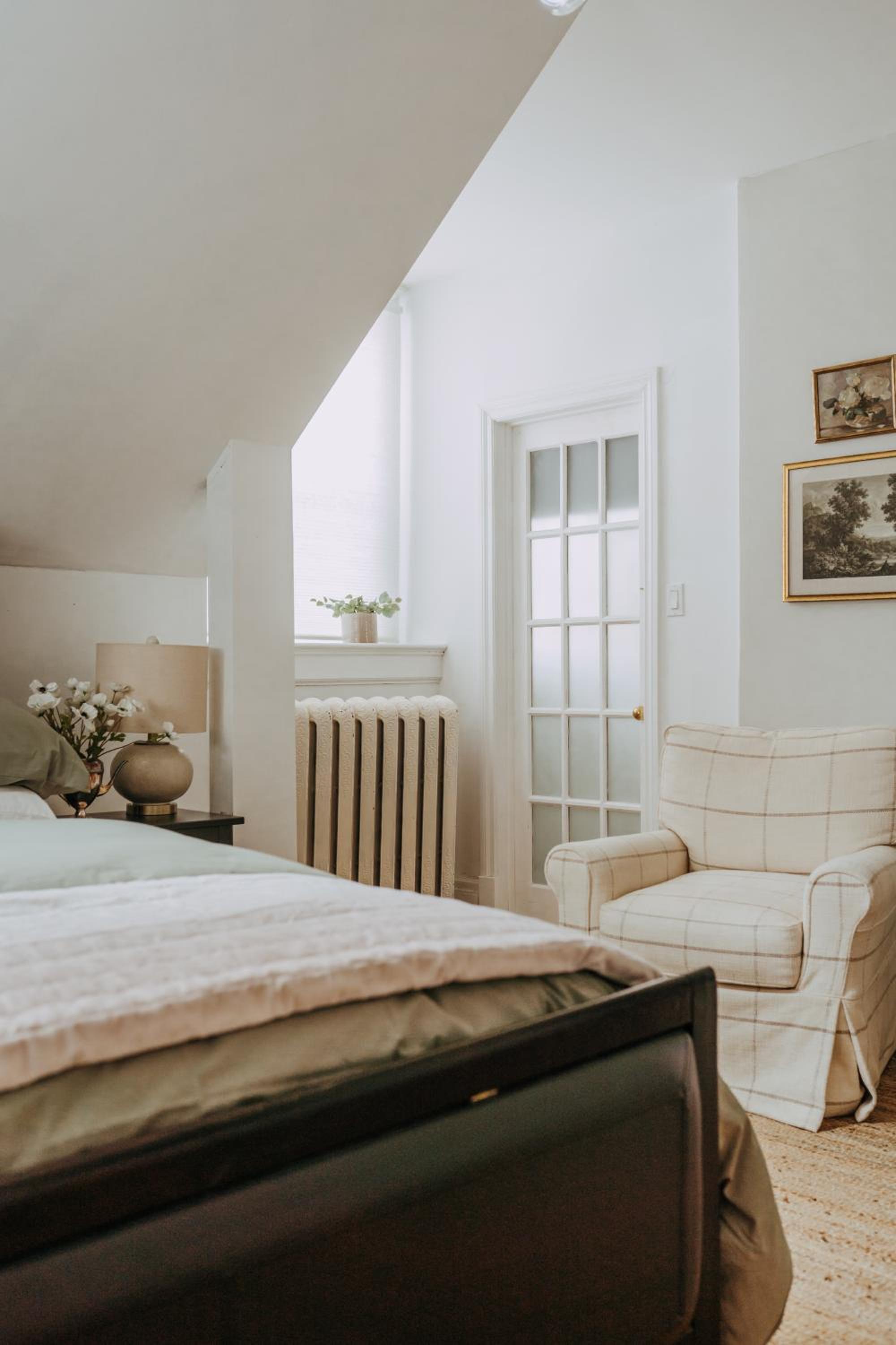 Deluxe Double Room (2 Adults + 1 Child) photo 1