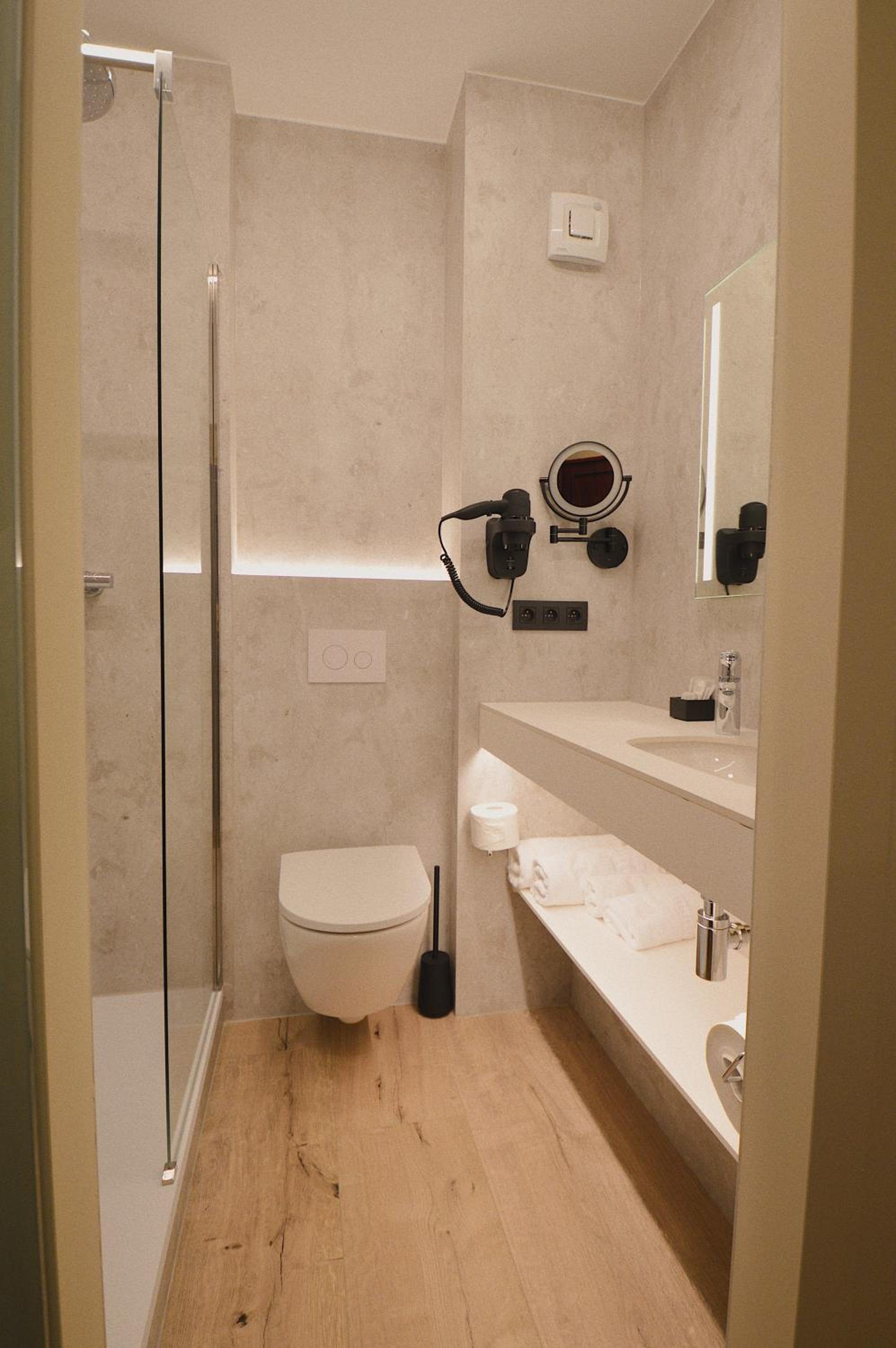 Superior Twin Room photo 3