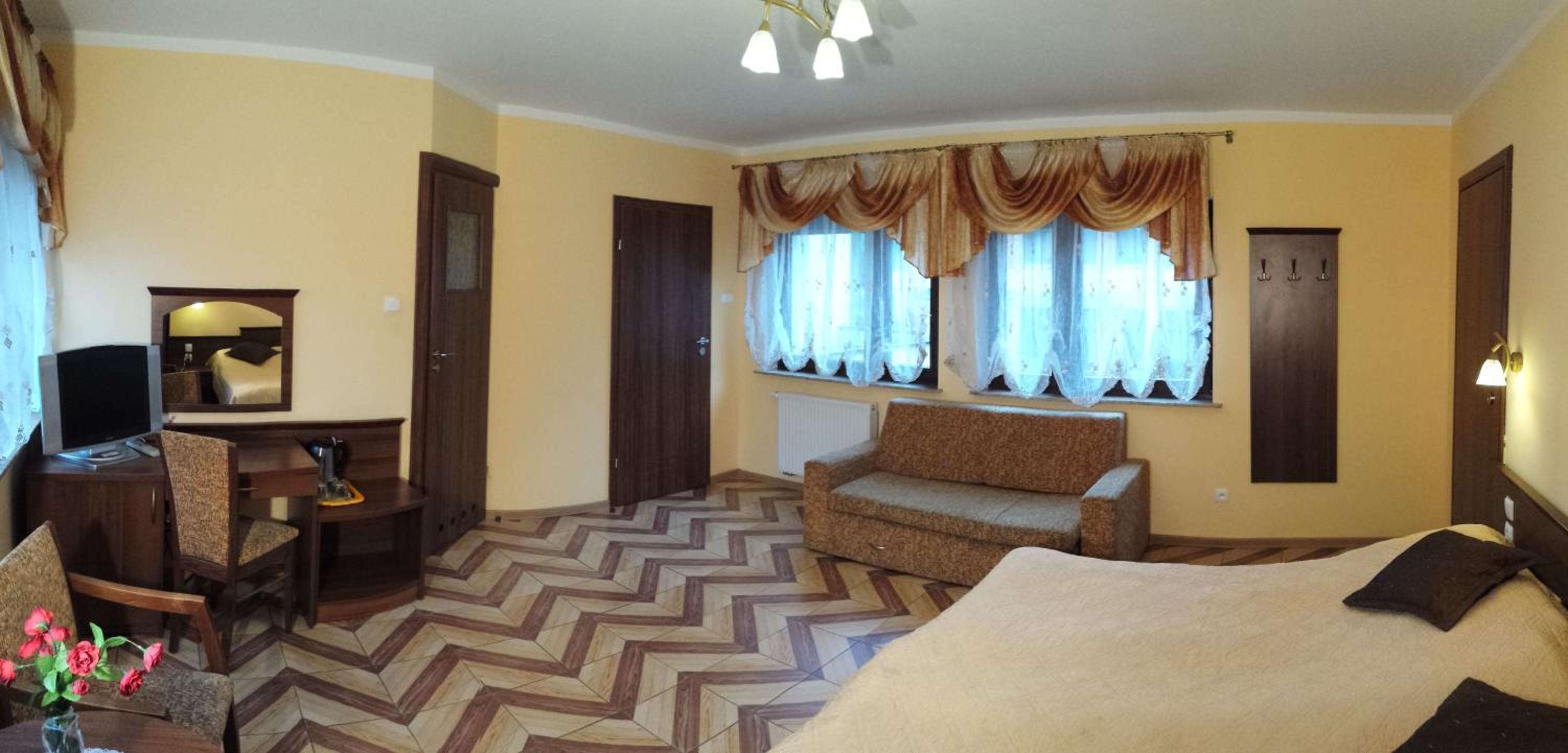 Family Room photo 2