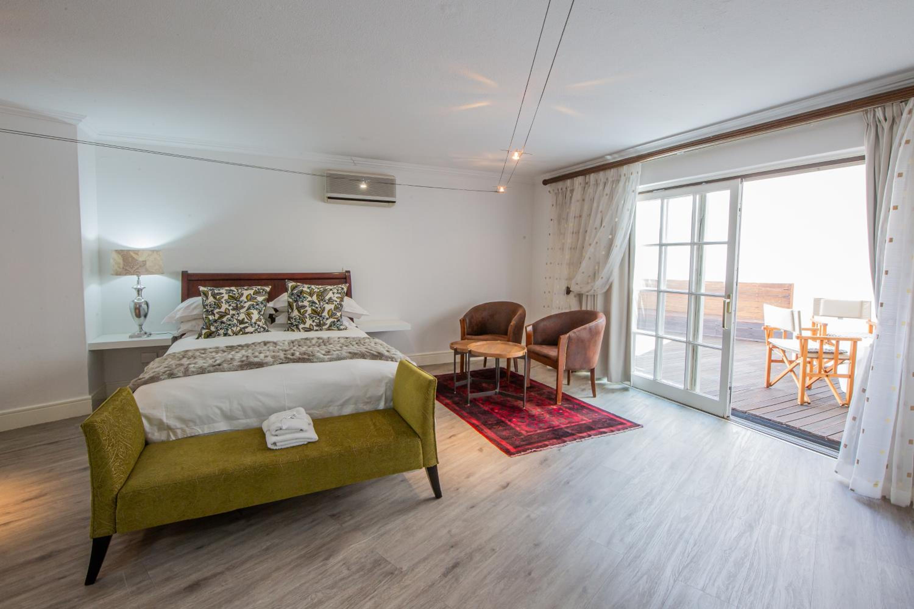 Double Room with Balcony photo 2