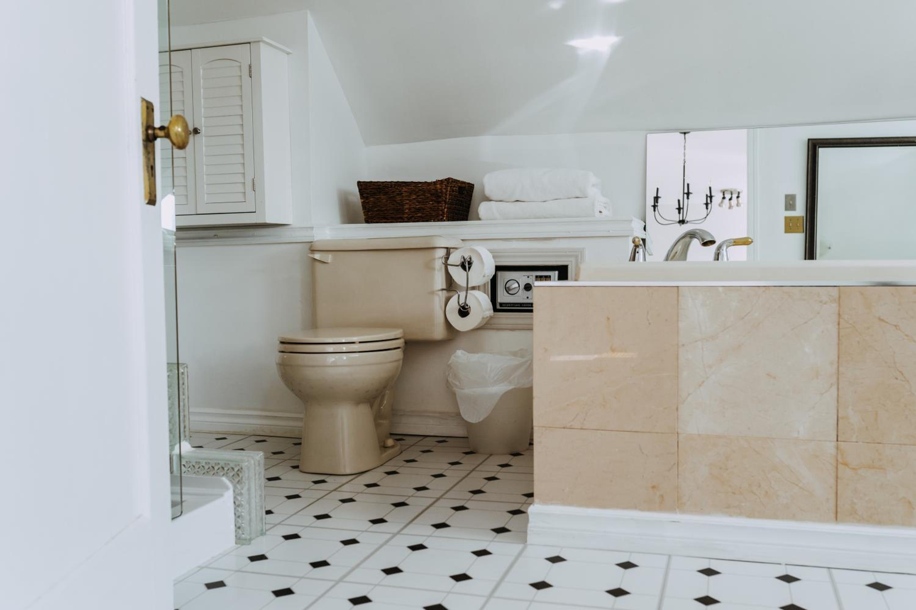 Deluxe Double Room with Bath