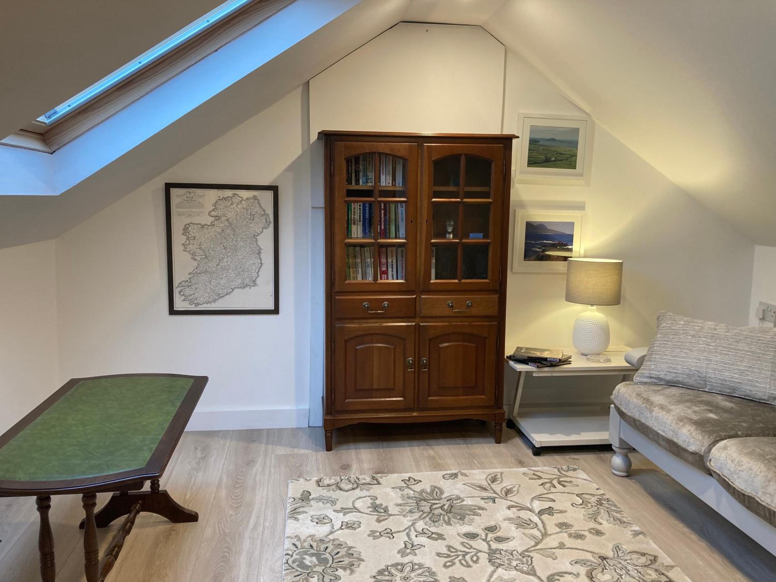 One-bedroom Loft Apartment