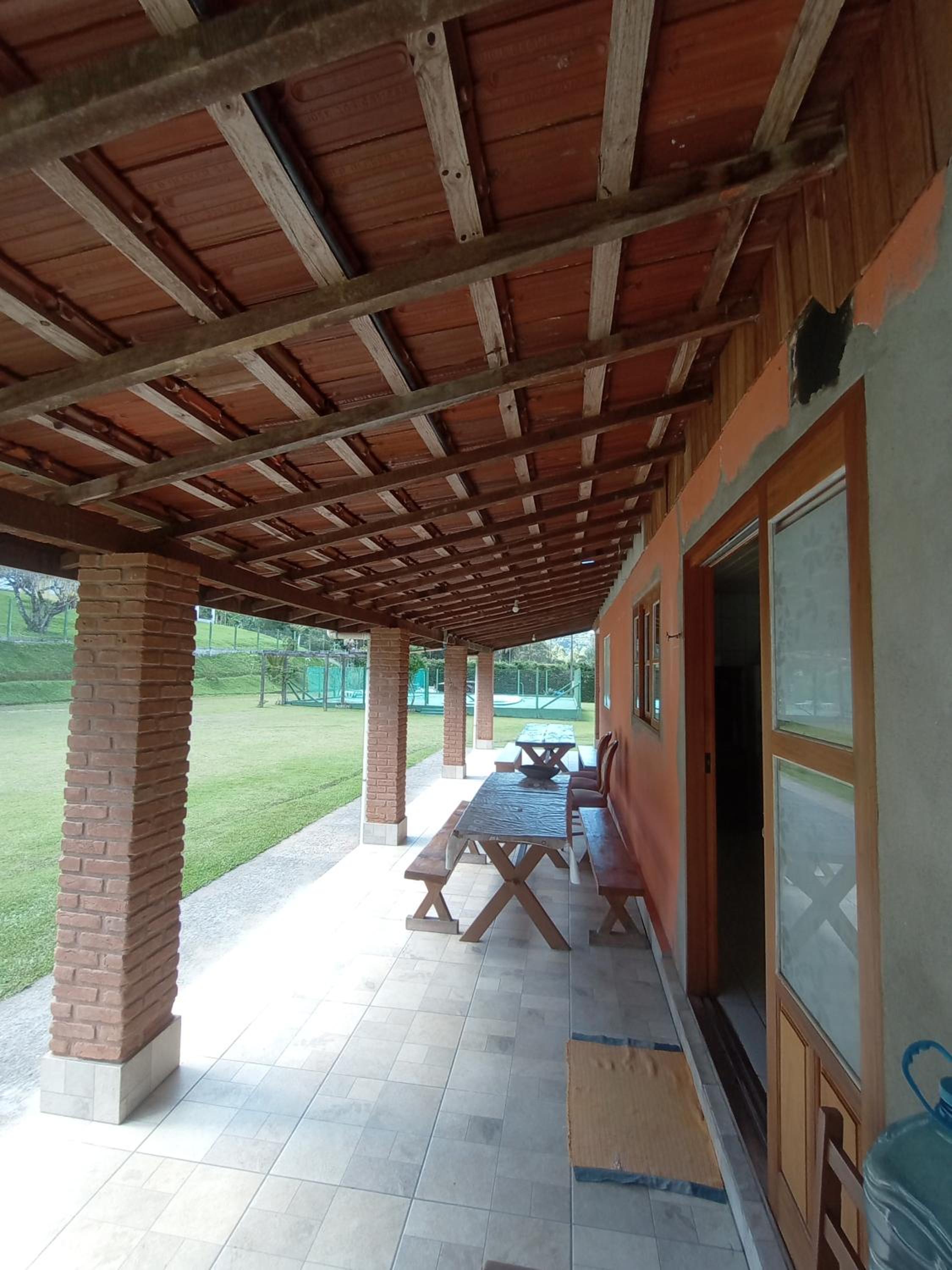 Four-Bedroom House photo 2
