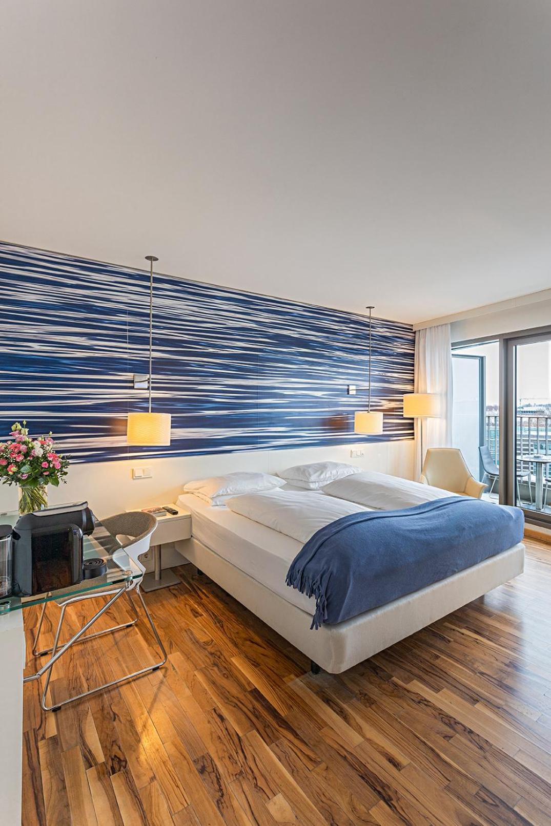 Premium Double Room with Balcony photo 1
