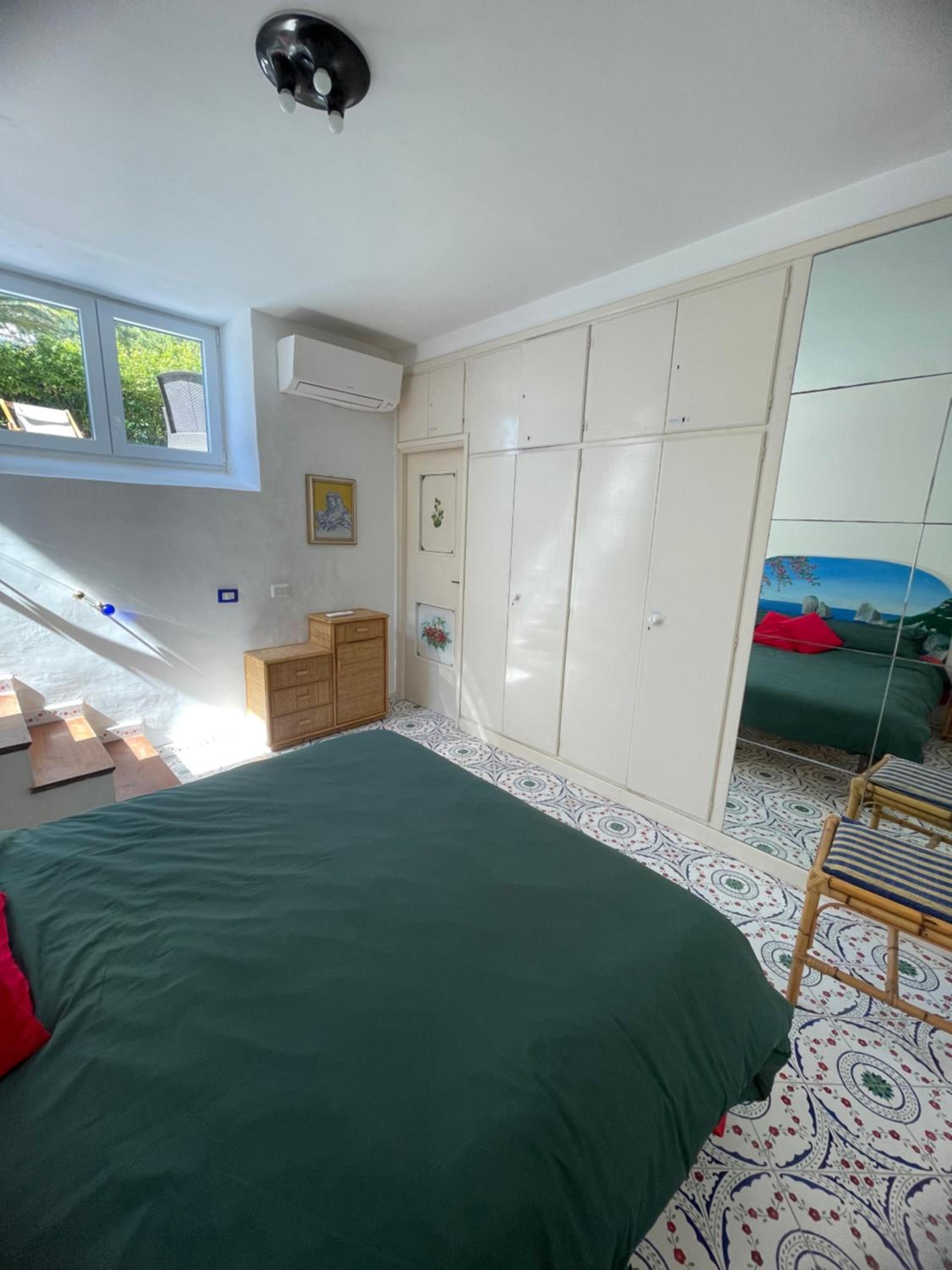 Two-Bedroom Apartment with Terrace and Sea View - Photo 24