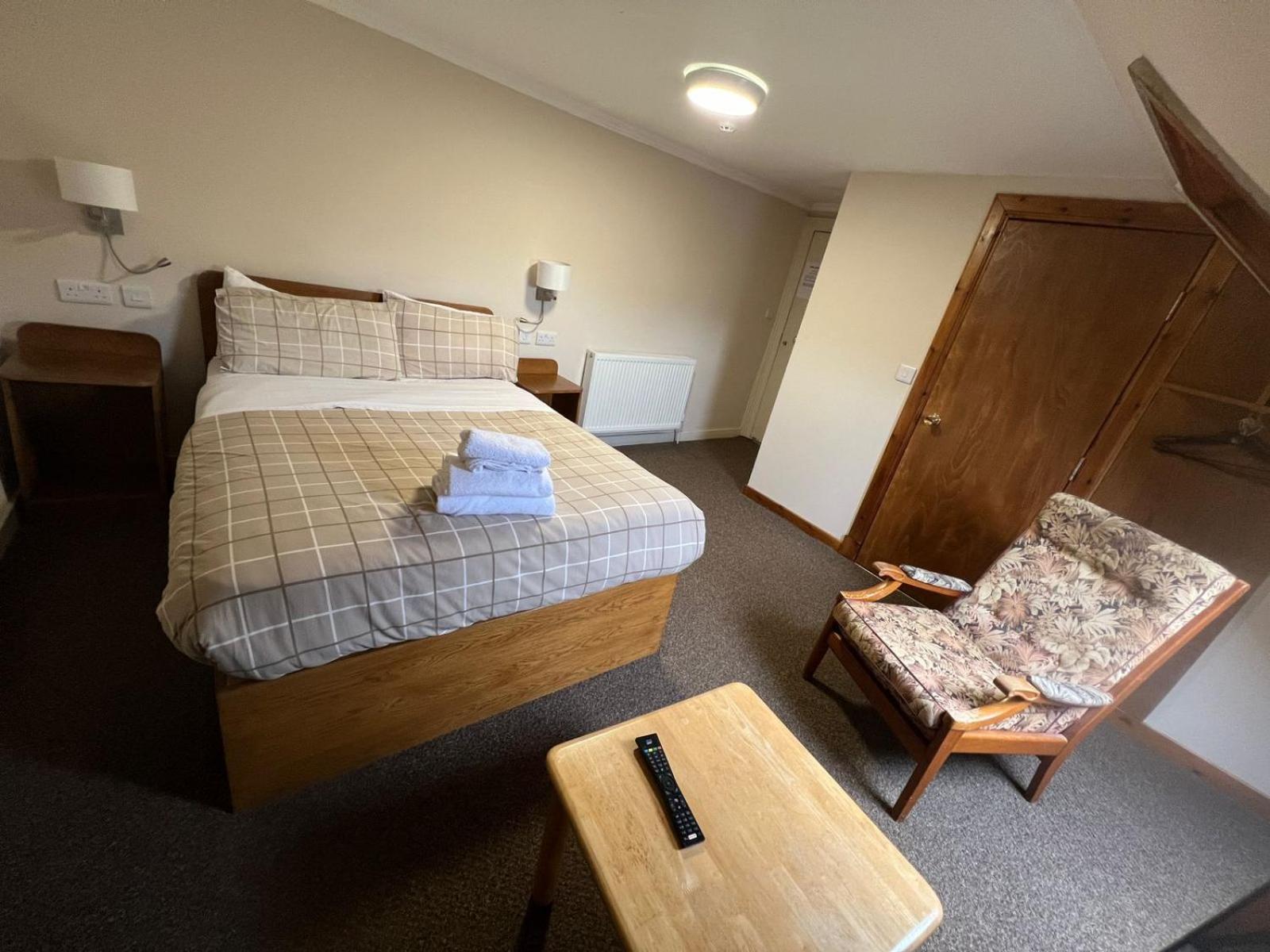 Double Room - Photo 1