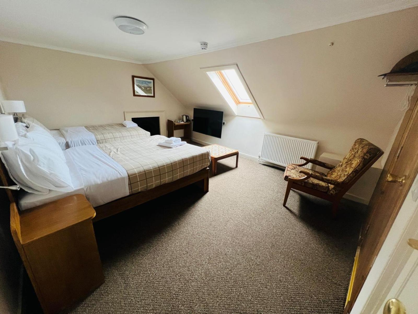 Triple Room - Photo 2