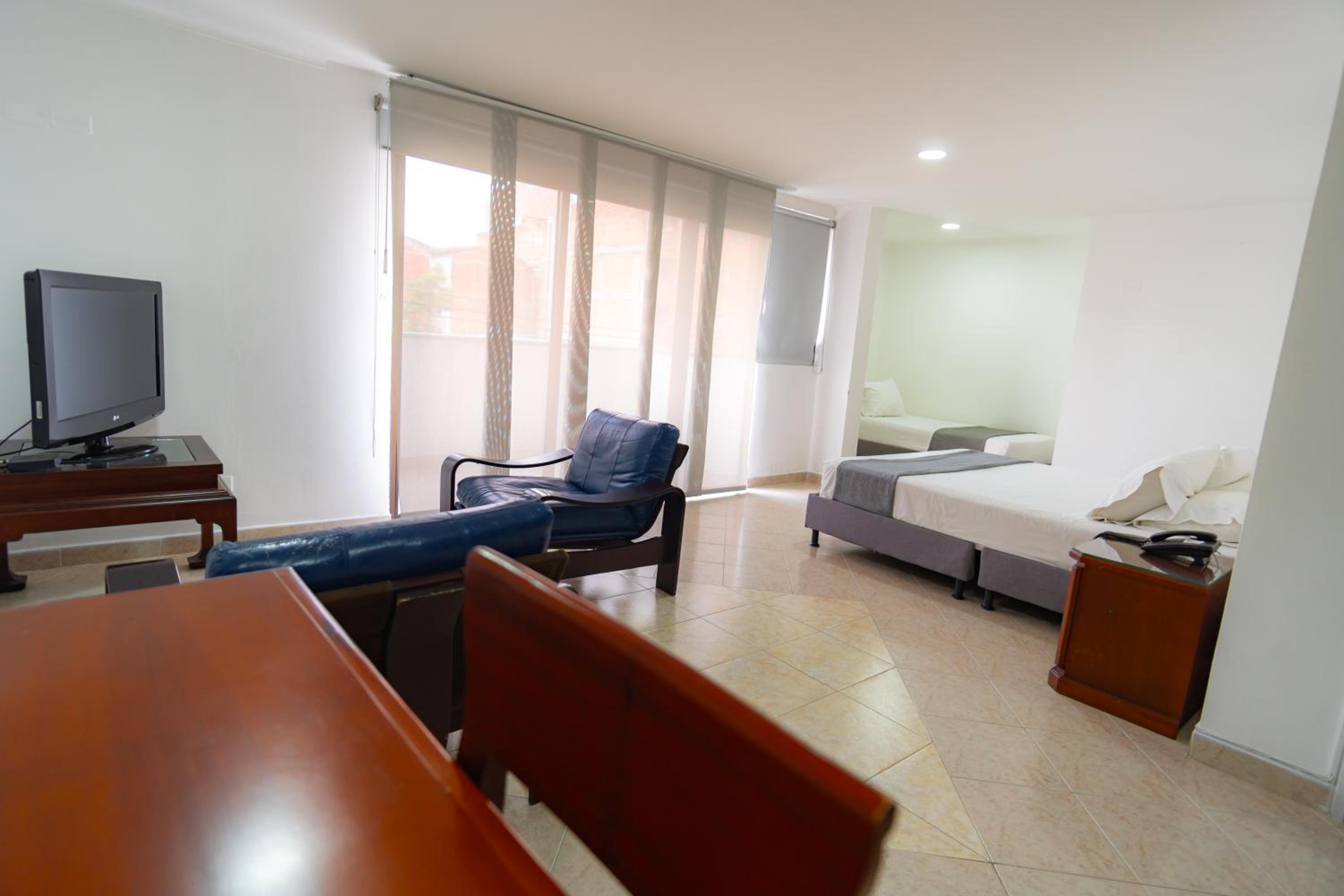 Standard Quadruple Room photo 3