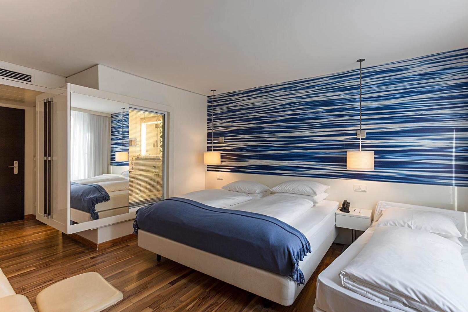Family Deluxe Room (2 Adults + 1 Child) photo 2