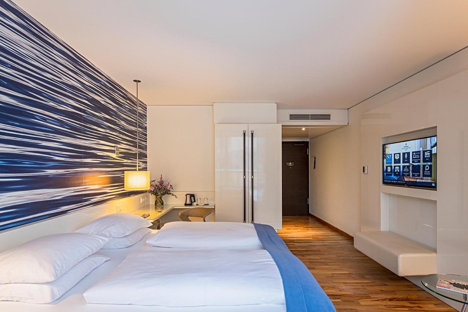 Deluxe Double or Twin Room with Balcony photo 2