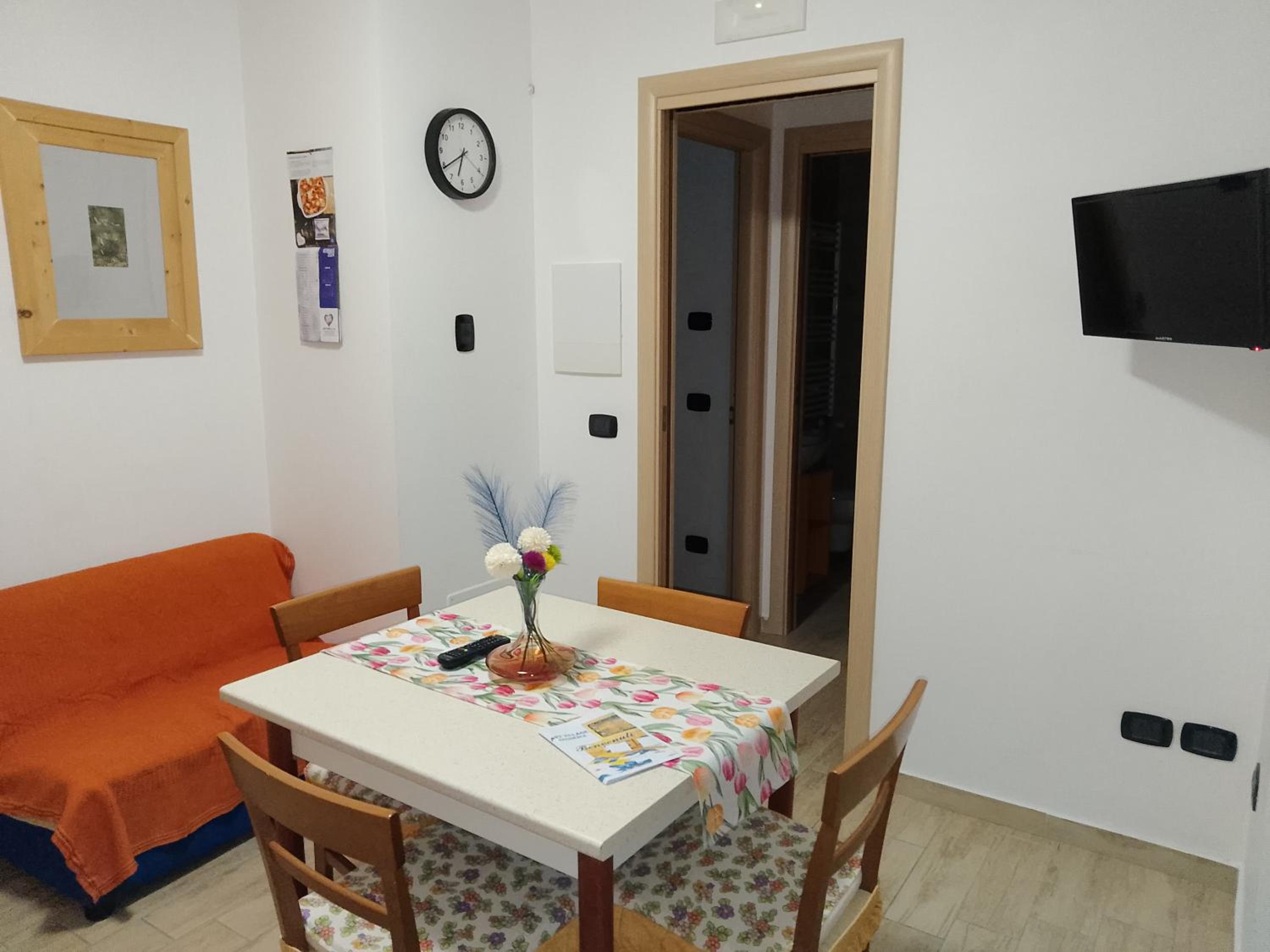 Two-Bedroom House photo 3