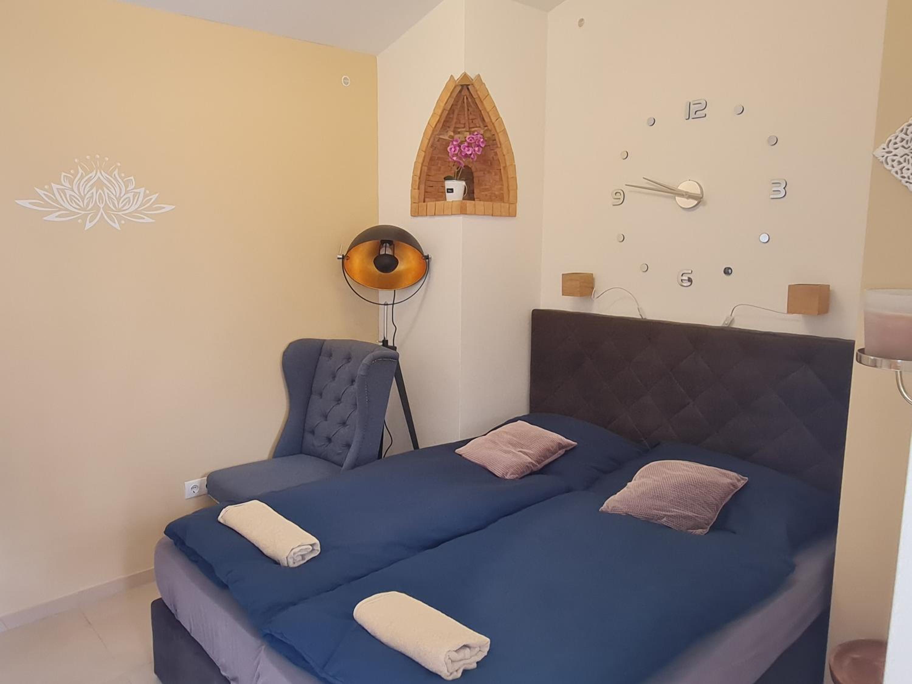 Studio Apartment with One Double Bed photo 1