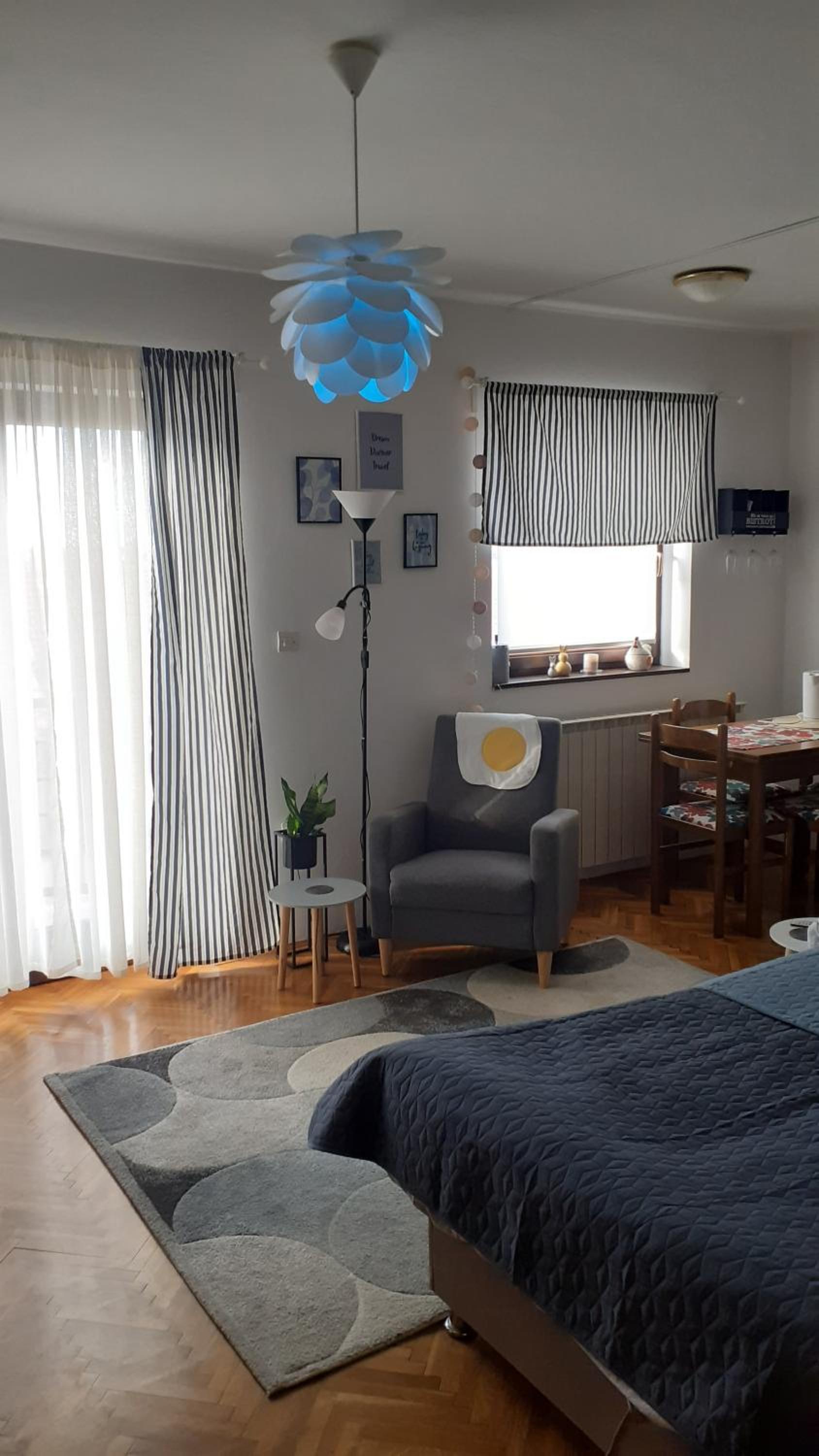 One-Bedroom Apartment photo 3