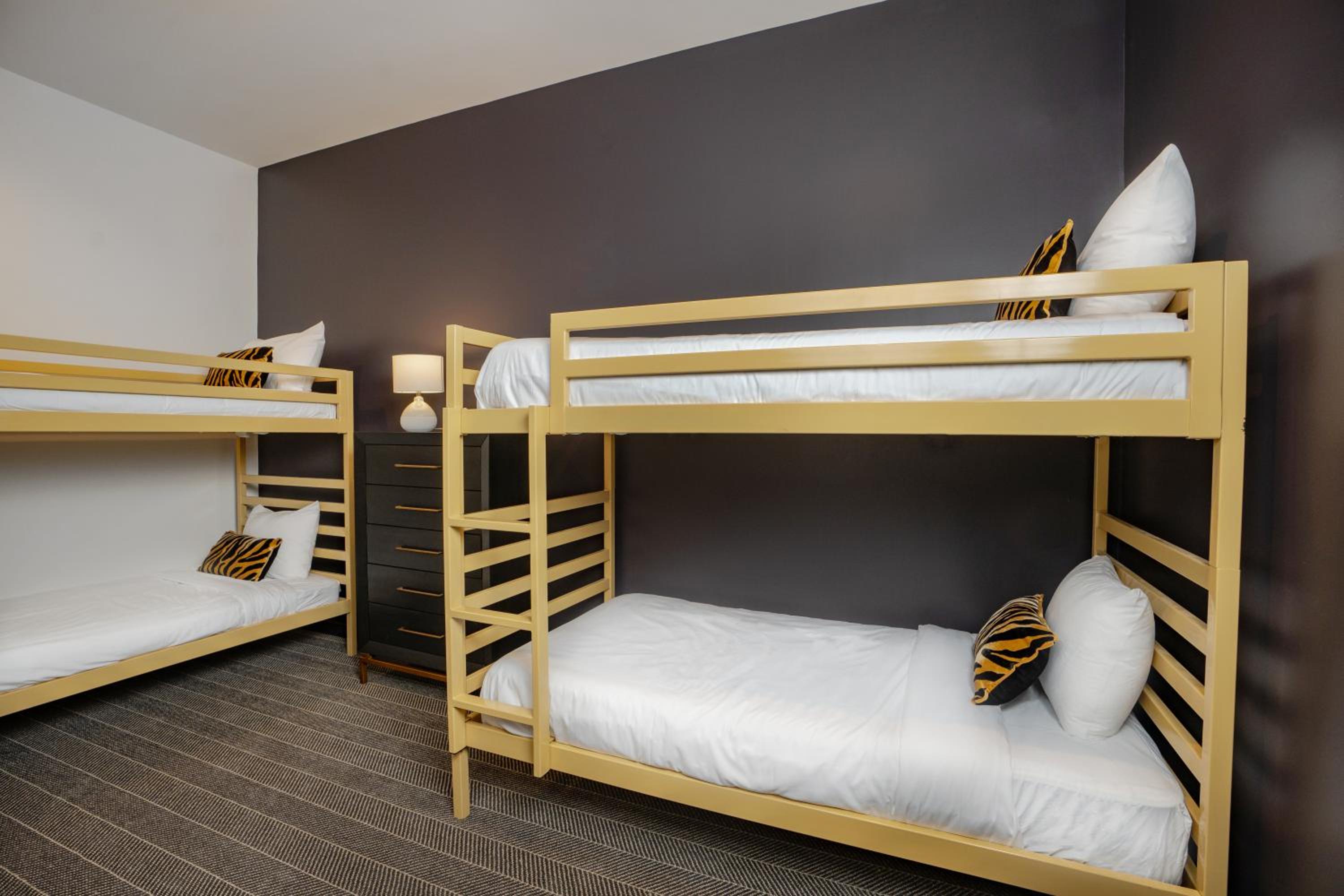 Two-Bedroom King Suite with Two Twin Bunk Beds and Balcony - Photo 5