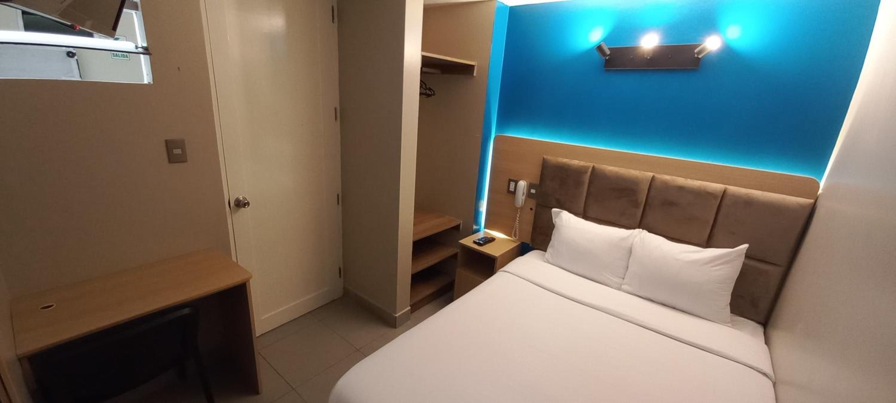 Single Room photo 3