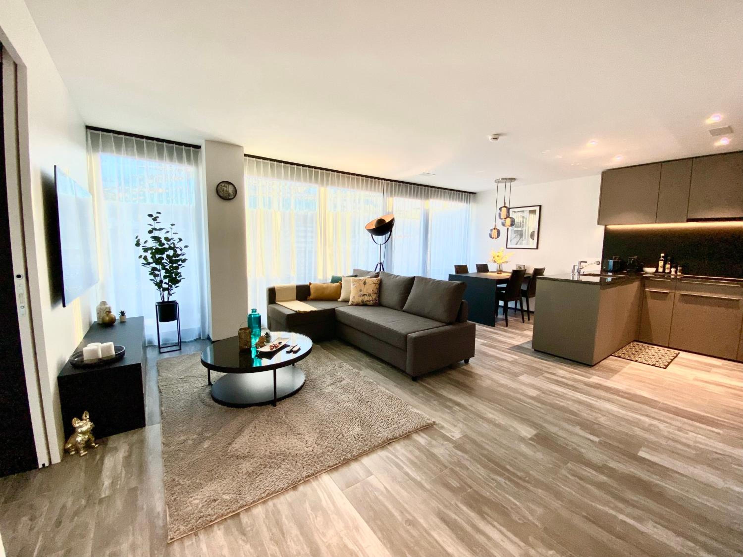 One-Bedroom Apartment