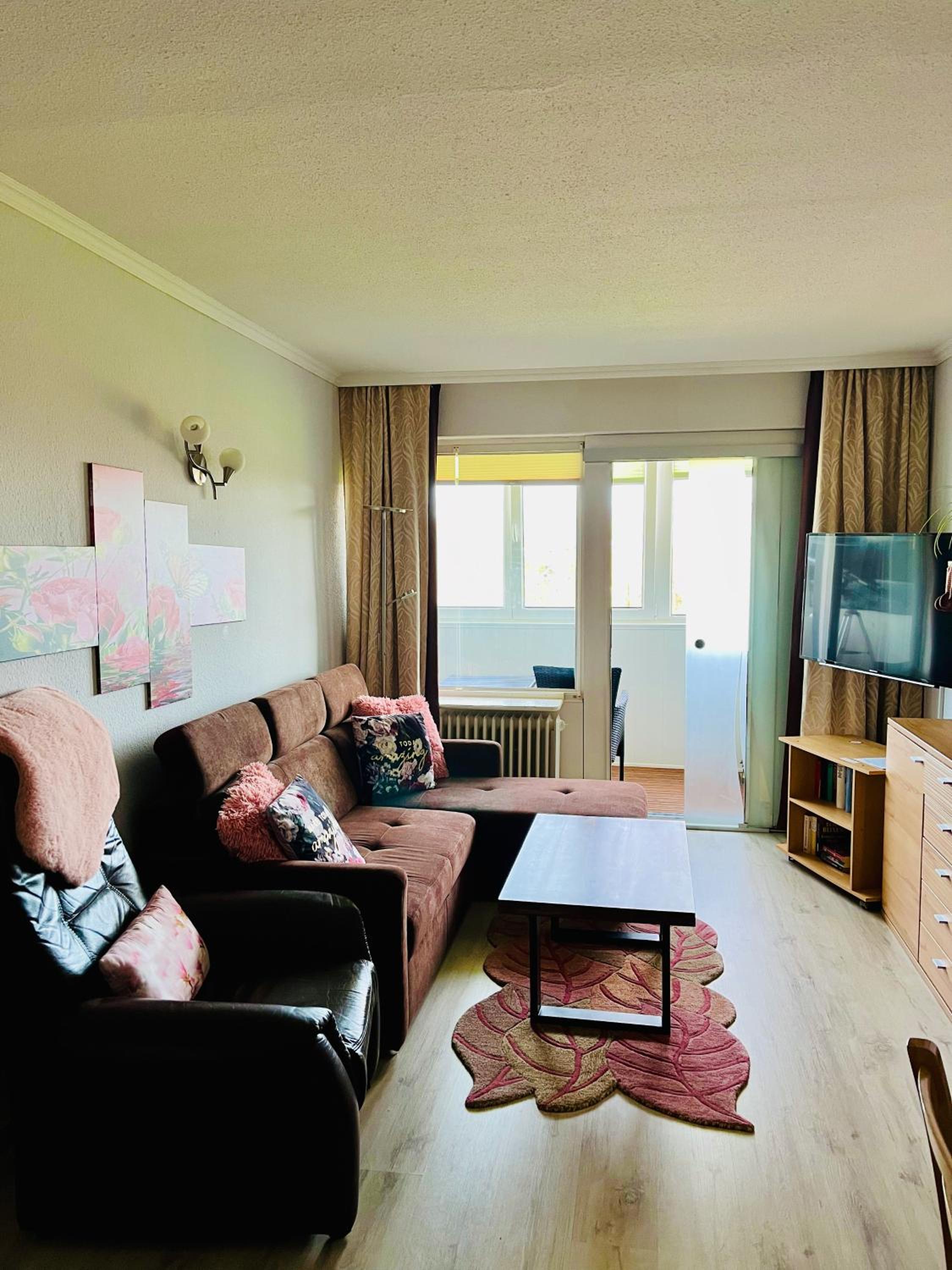 One-Bedroom Apartment photo 2