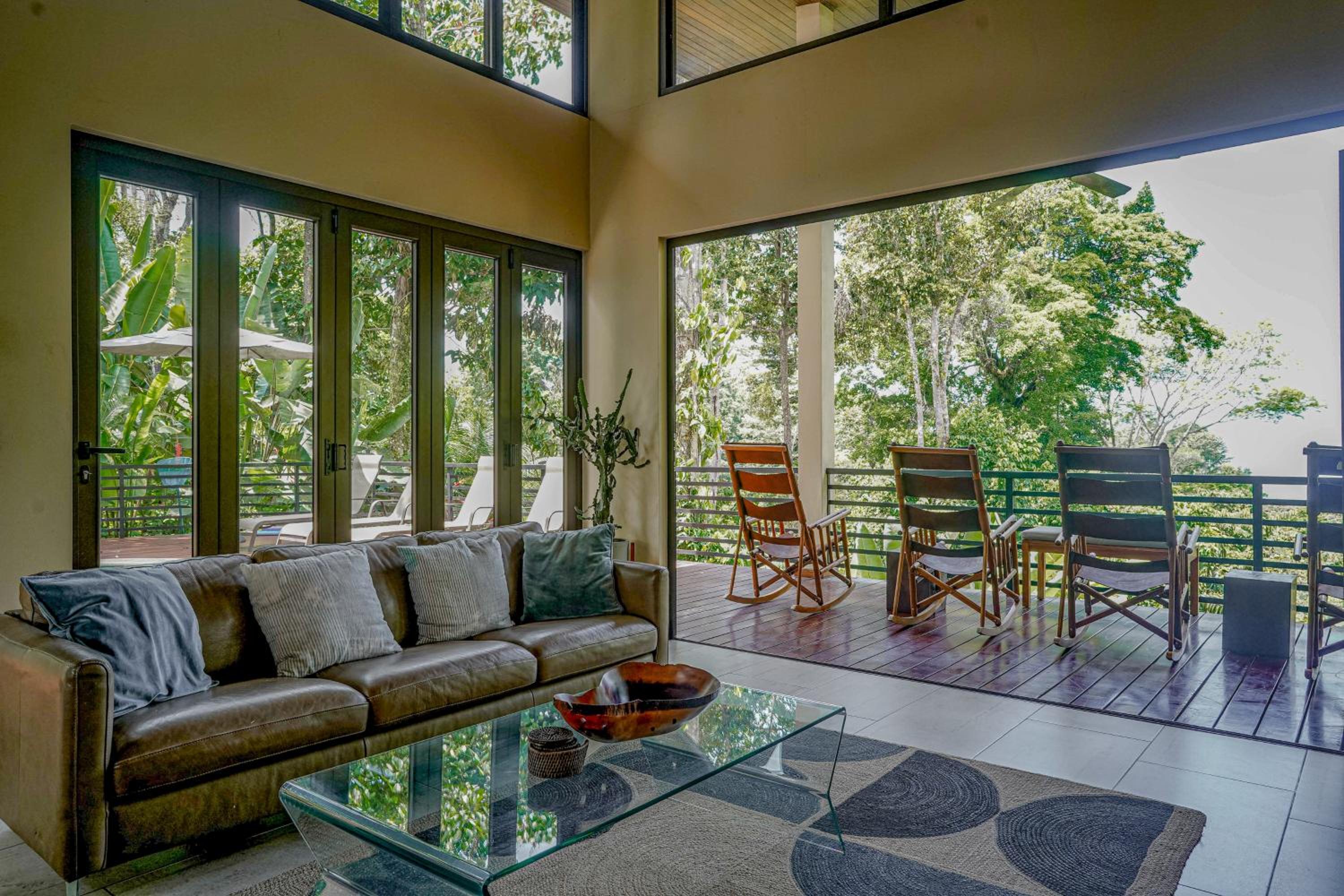 Three-Bedroom House photo 1
