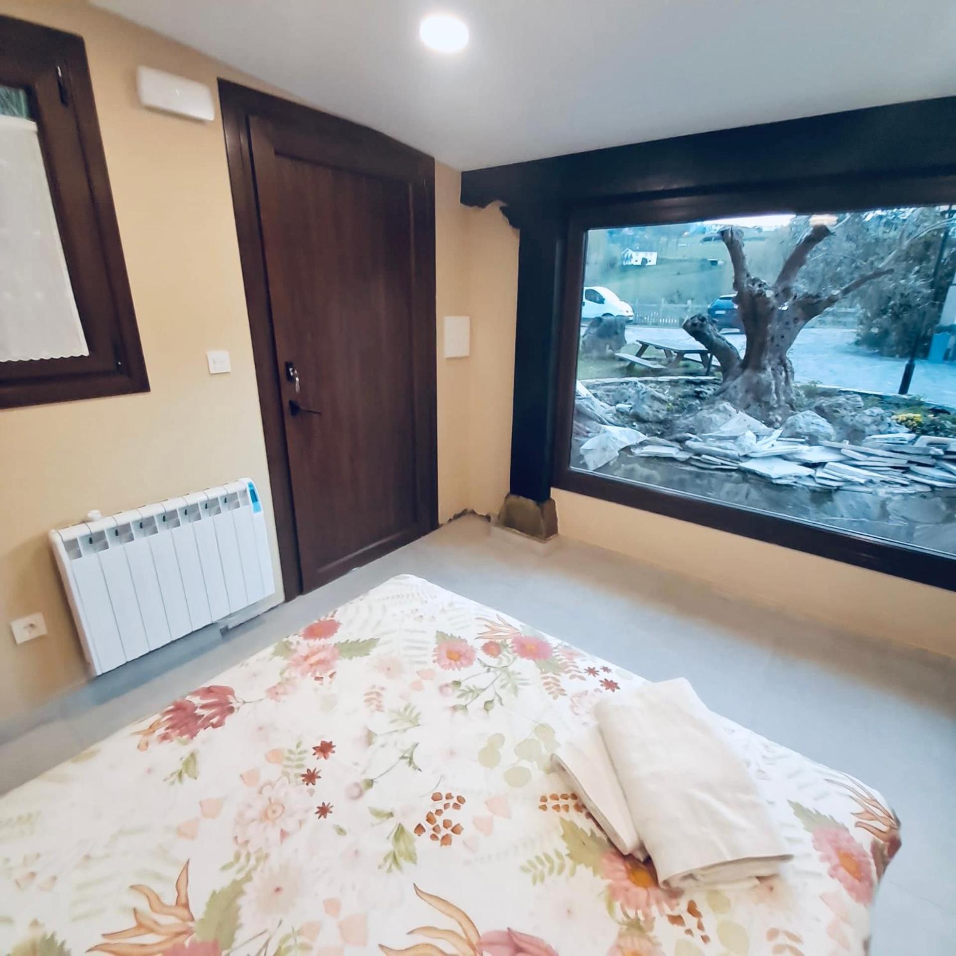 Double Room with Garden View - Photo 10