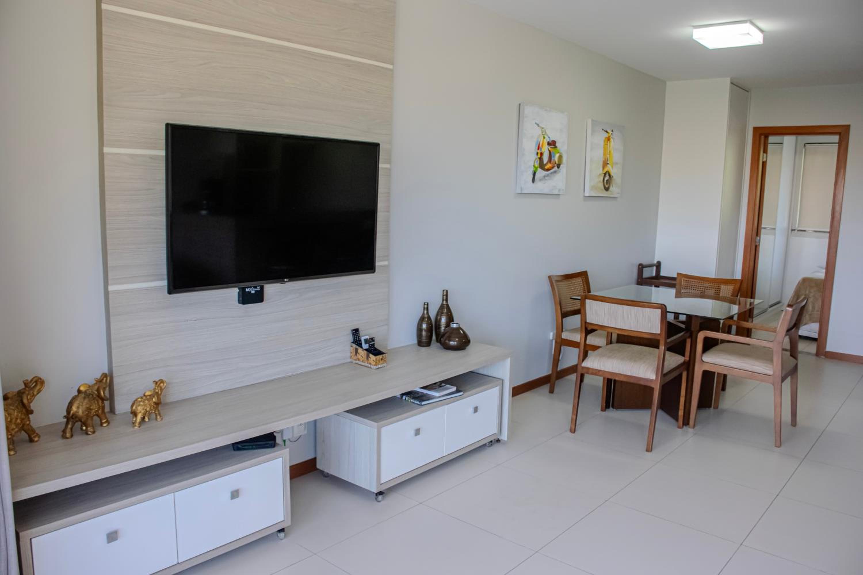 Apartment with Pool View  photo 3