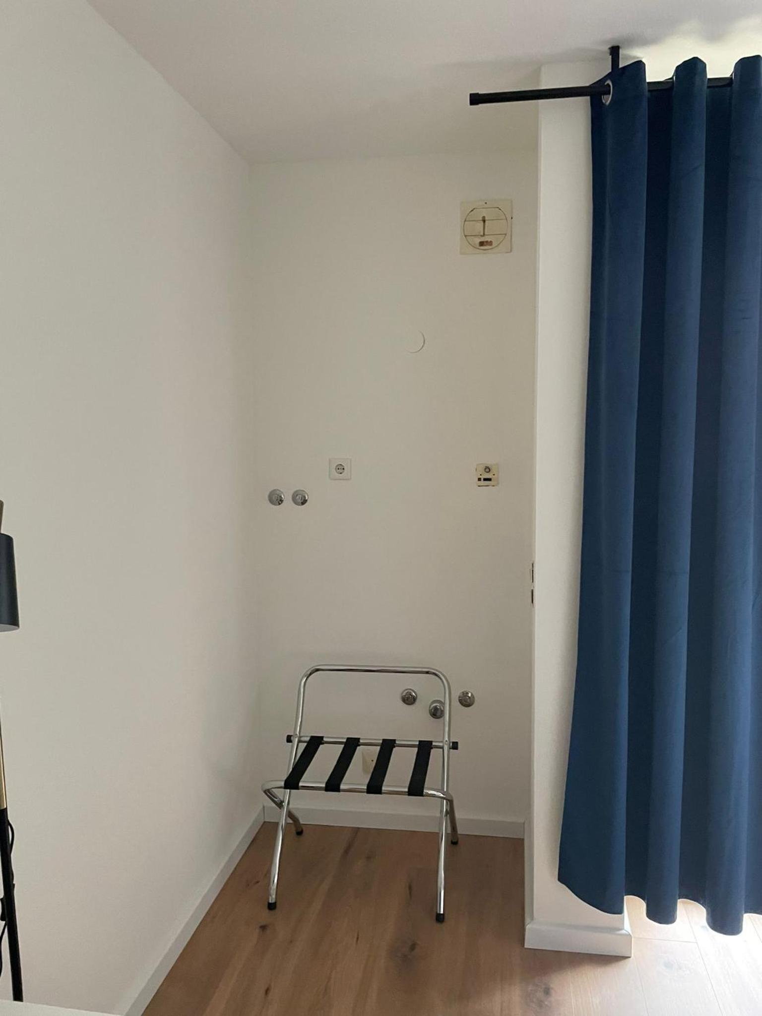 Deluxe Double or Twin Room - Photo 9