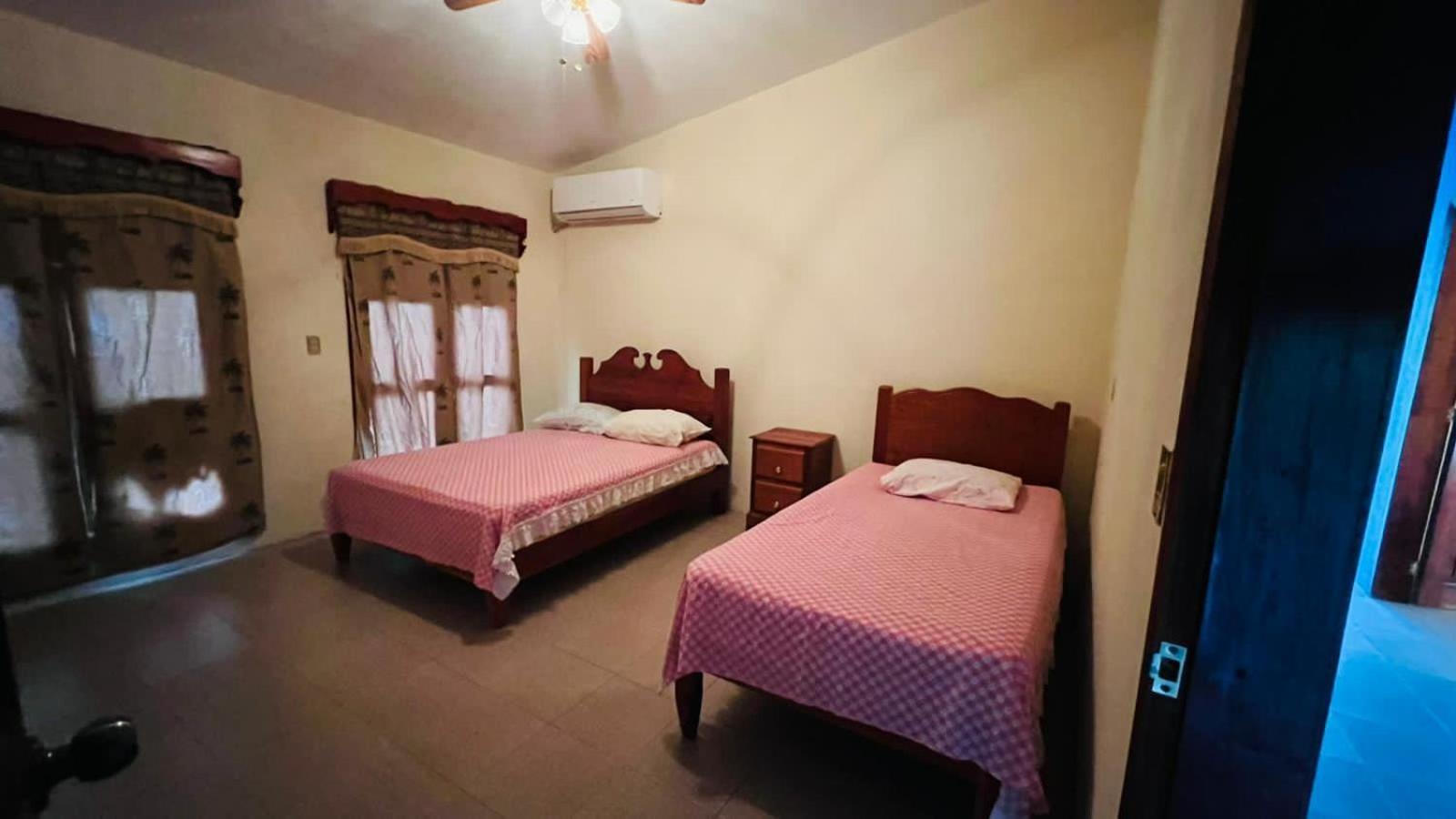 Four-Bedroom House photo 1