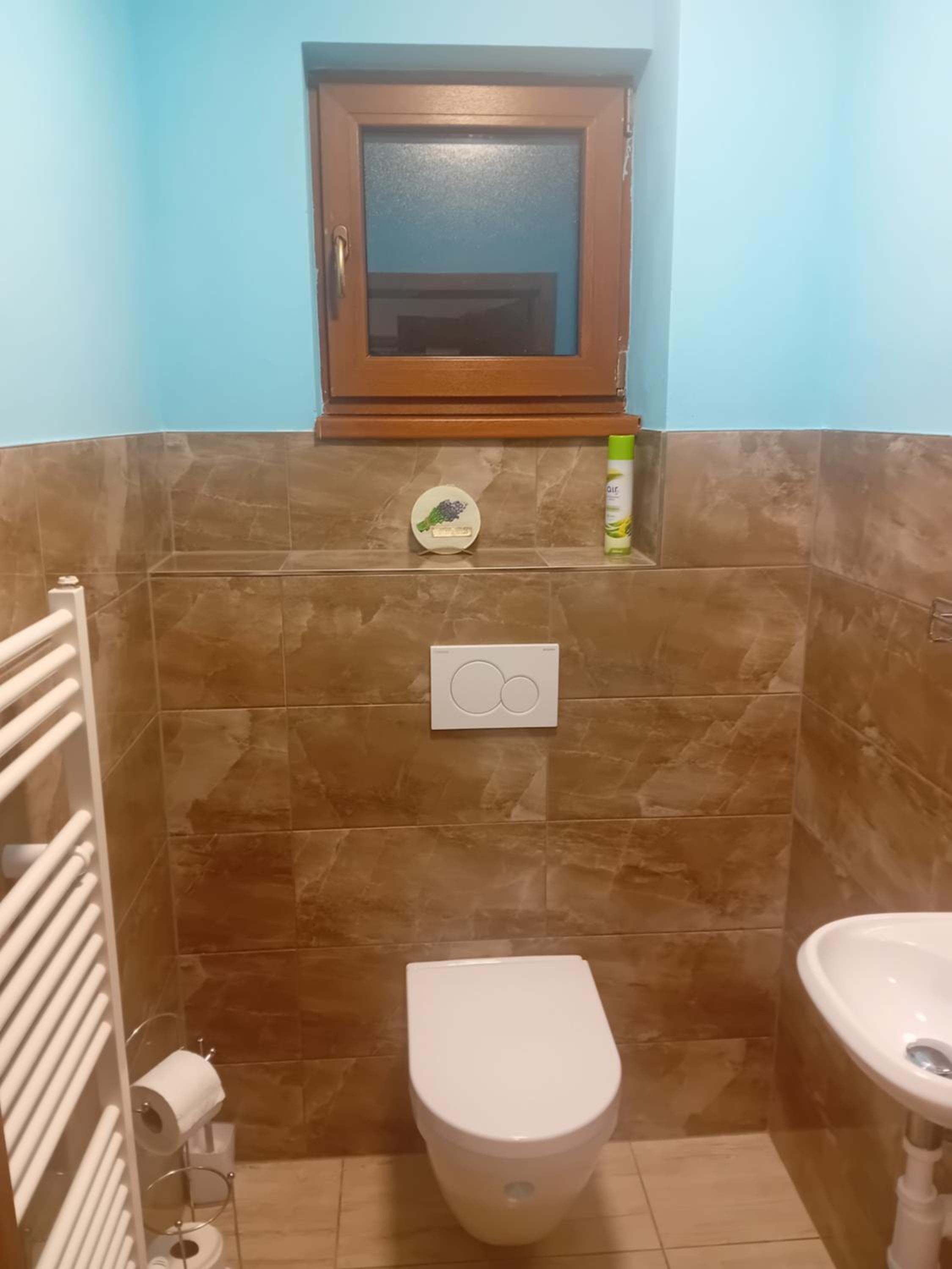 Two-Bedroom House - Photo 16