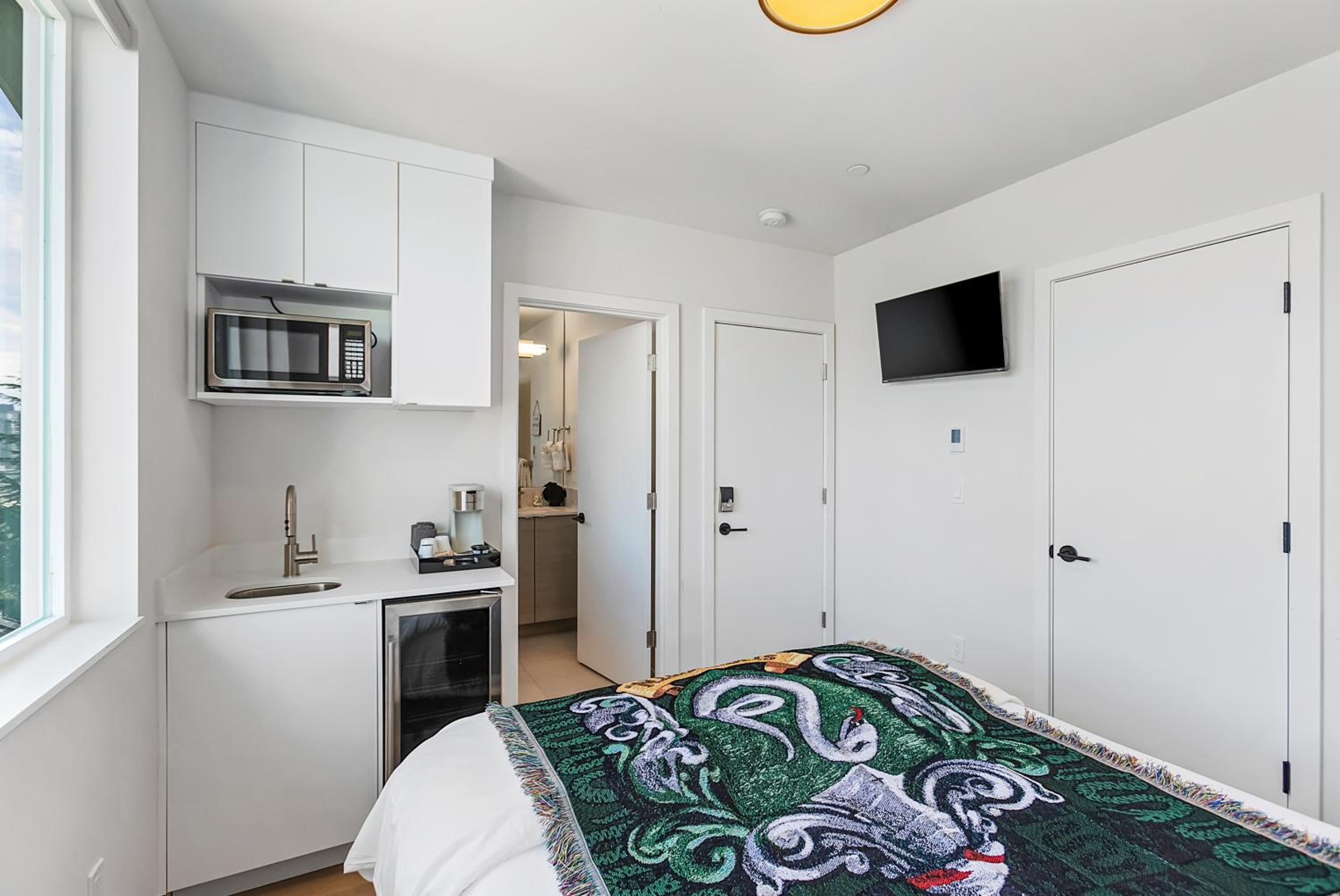 Double Room with Private Bathroom photo 2