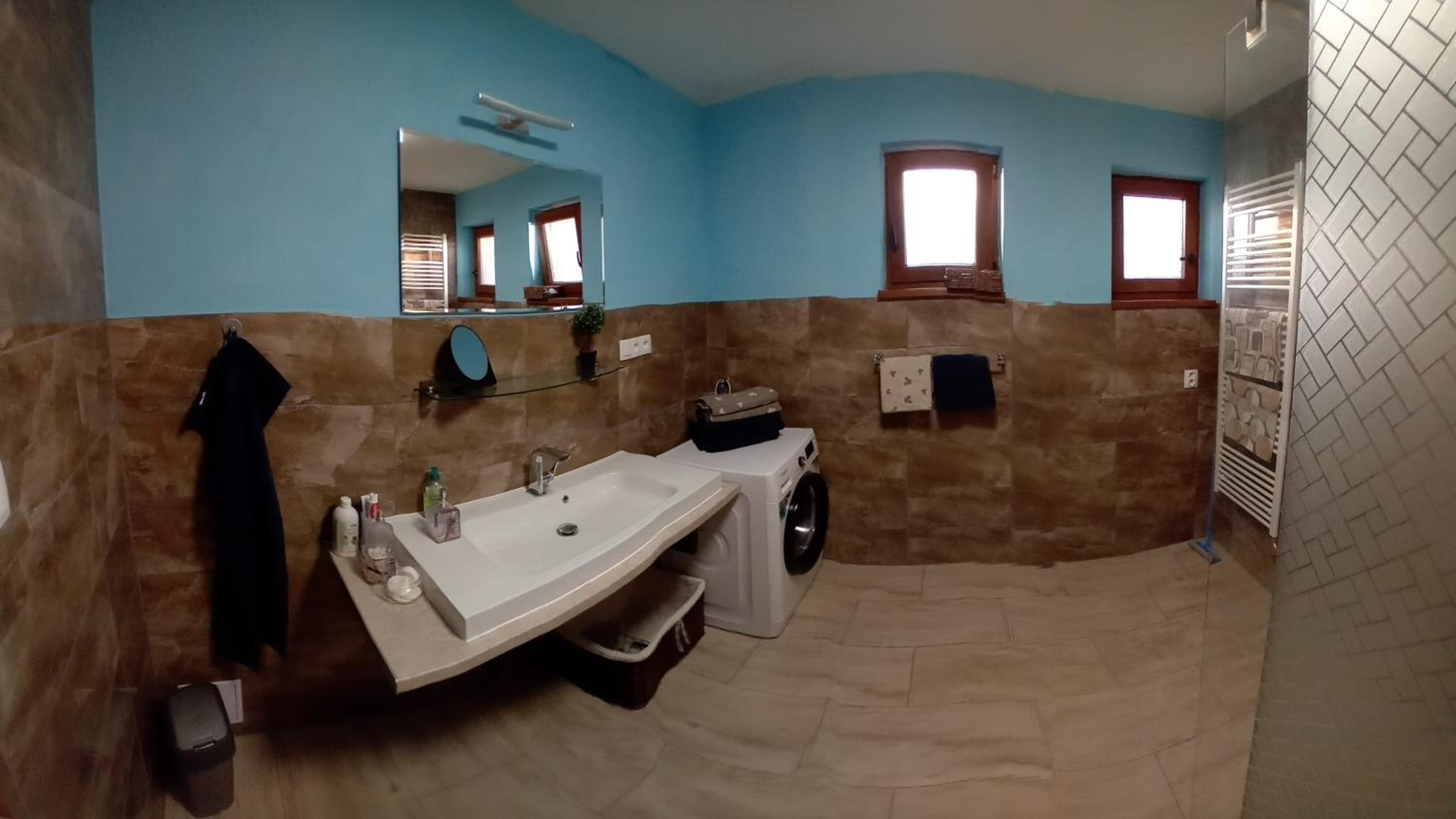 Two-Bedroom House - Photo 20