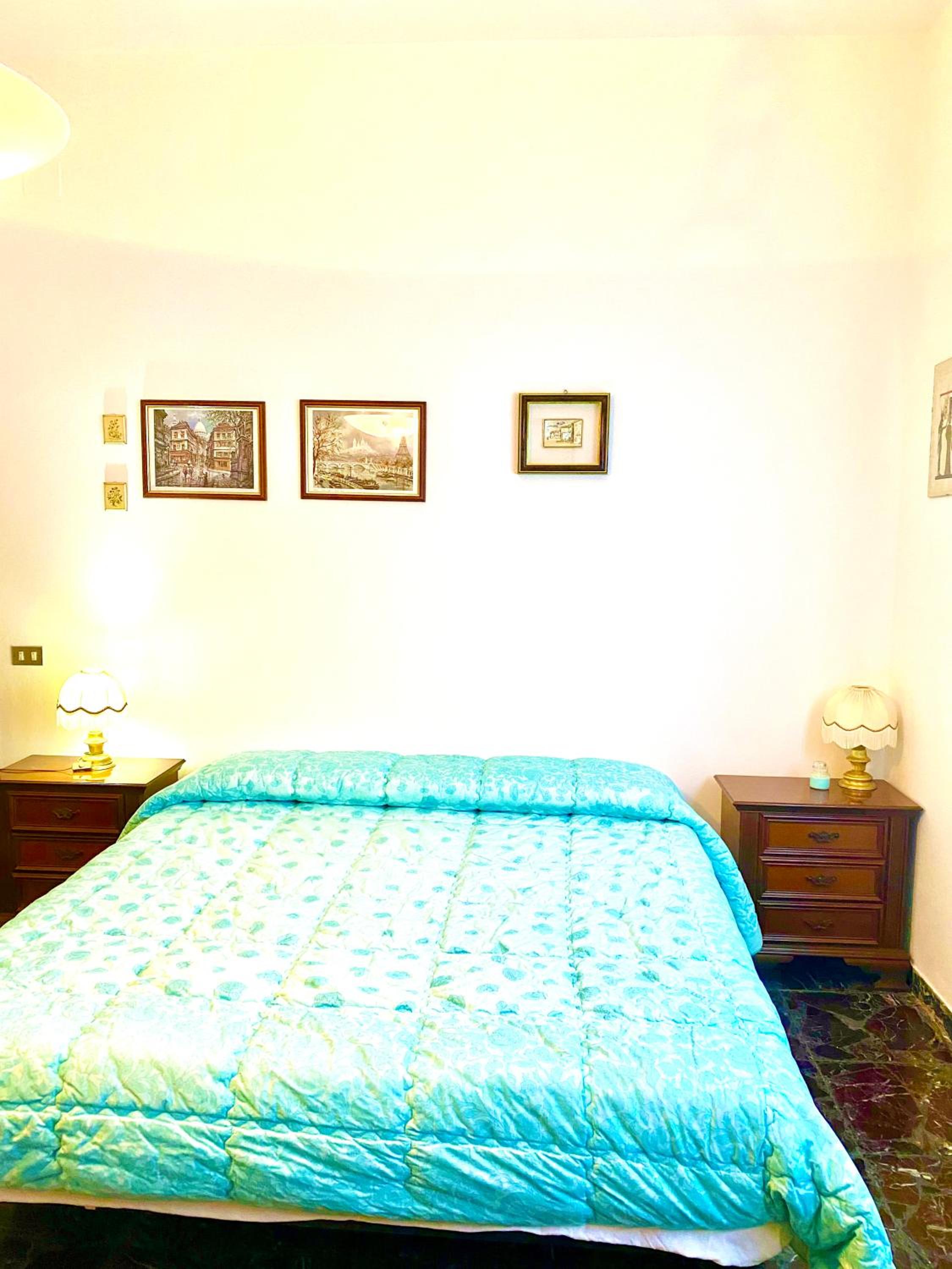 Three-Bedroom House photo 3