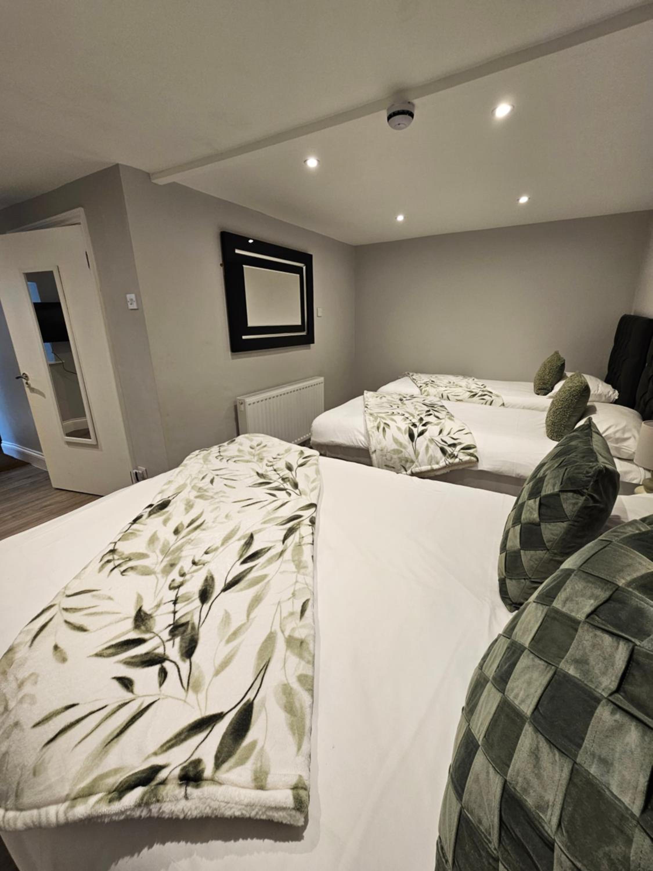 Family Room - Photo 1