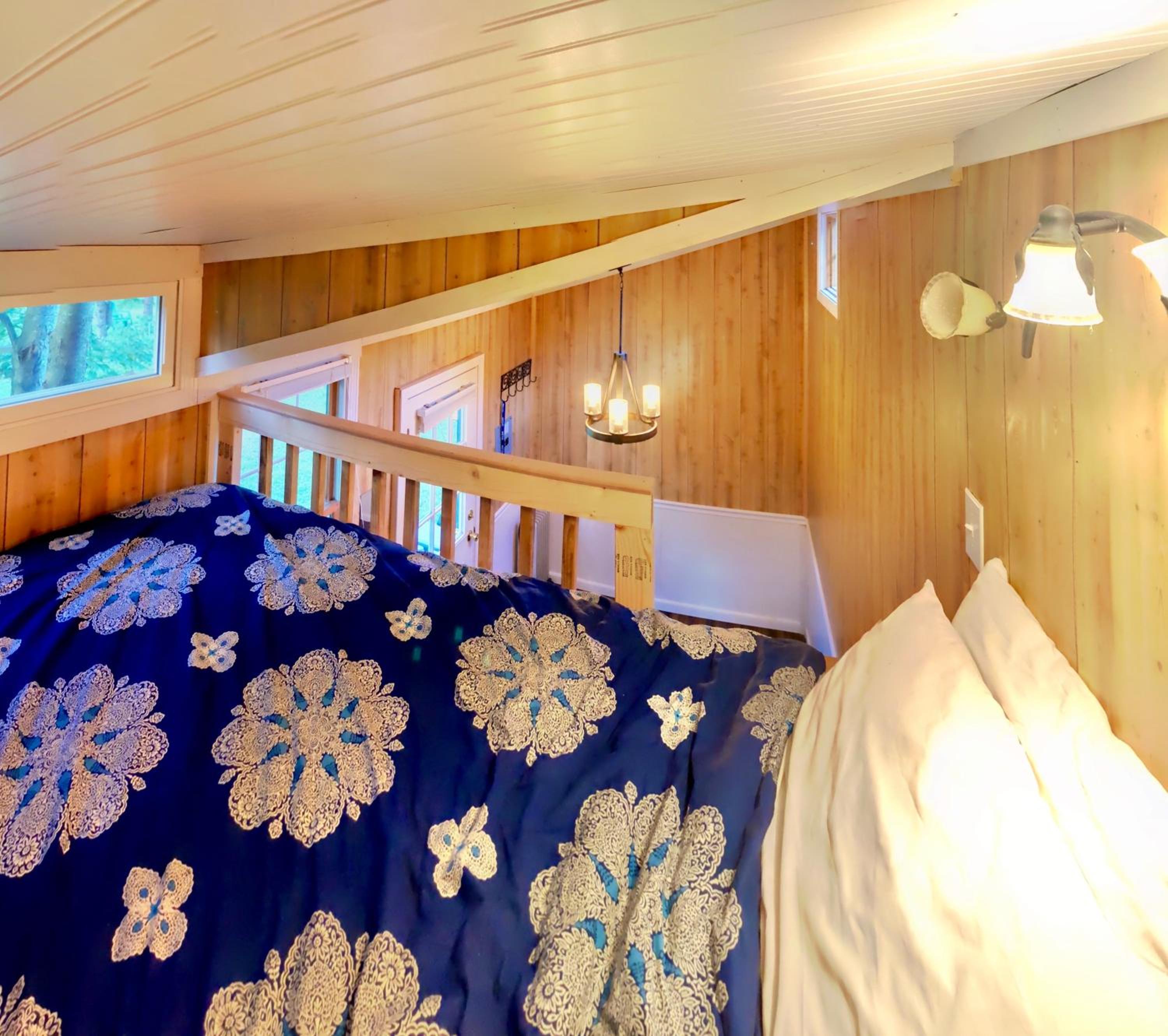 One-Bedroom House photo 1