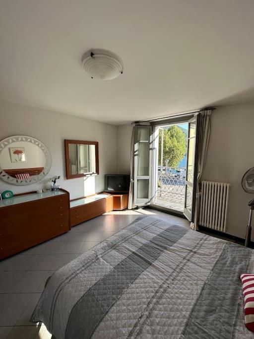 Two-Bedroom Apartment with Lake View