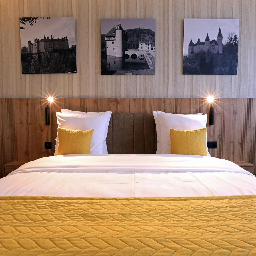 Deluxe King Room - Photo 6