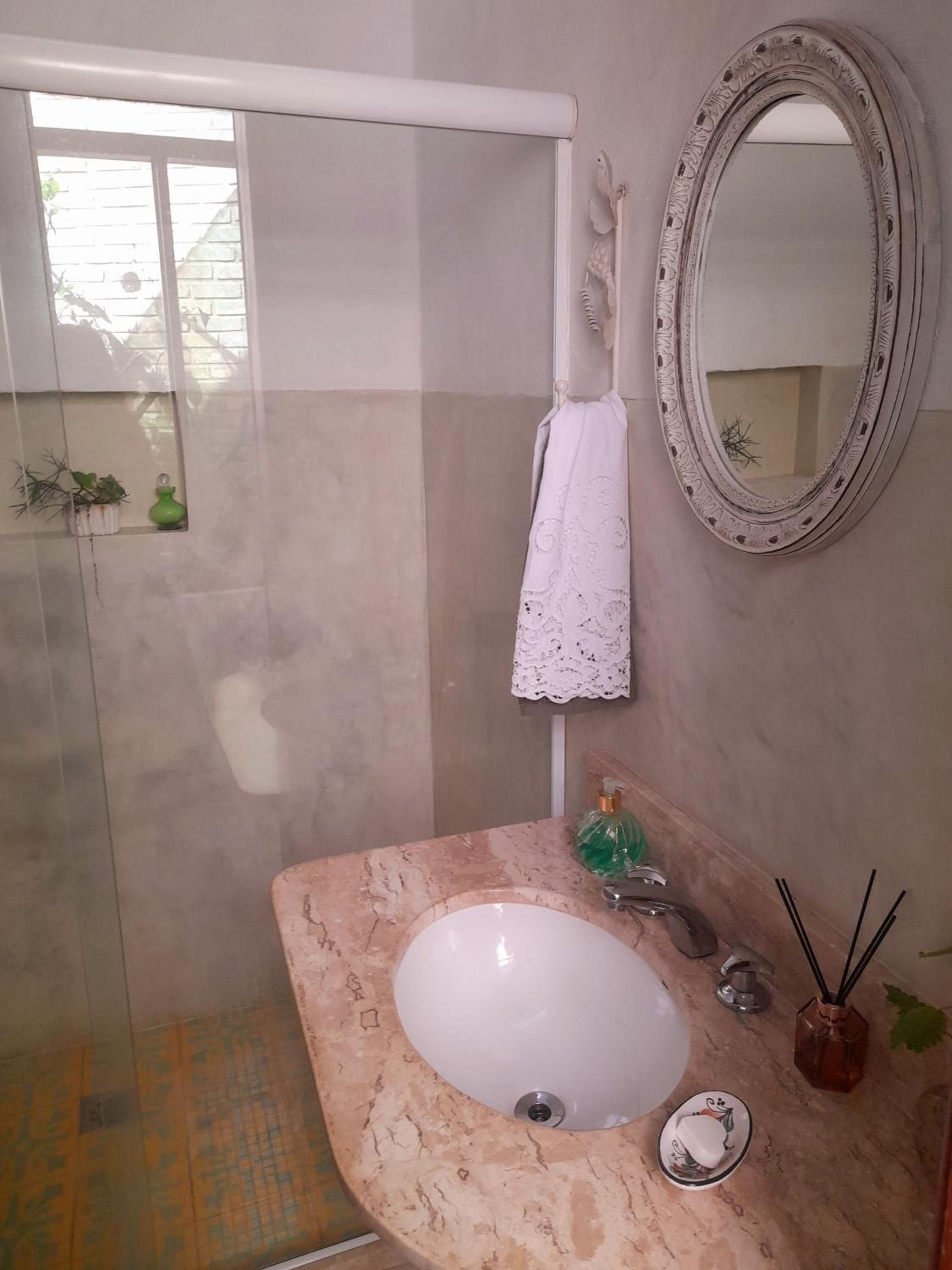 Deluxe Double Room (2 Adults + 1 Child) - Photo 28