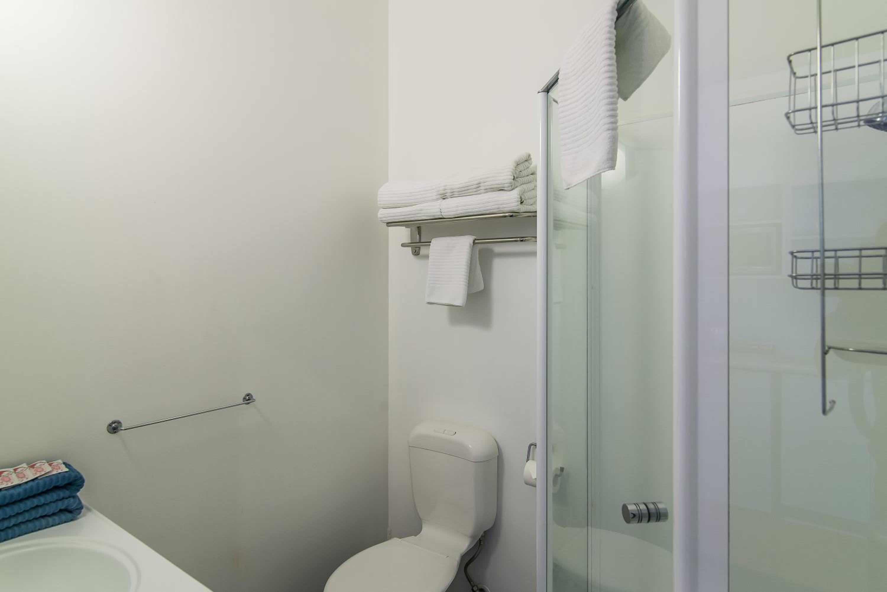 Two-Bedroom Apartment - Photo 10